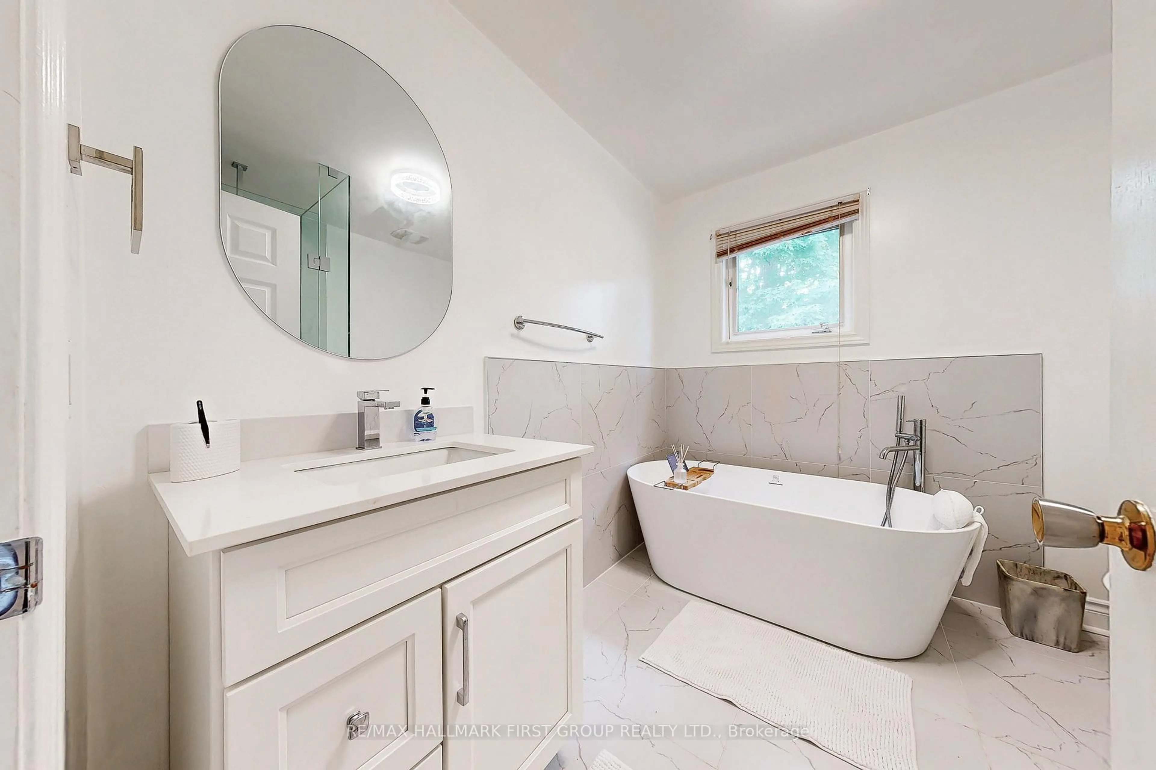 Contemporary bathroom, ceramic/tile floor for 8063 King St, Clarington Ontario N0B 2R0