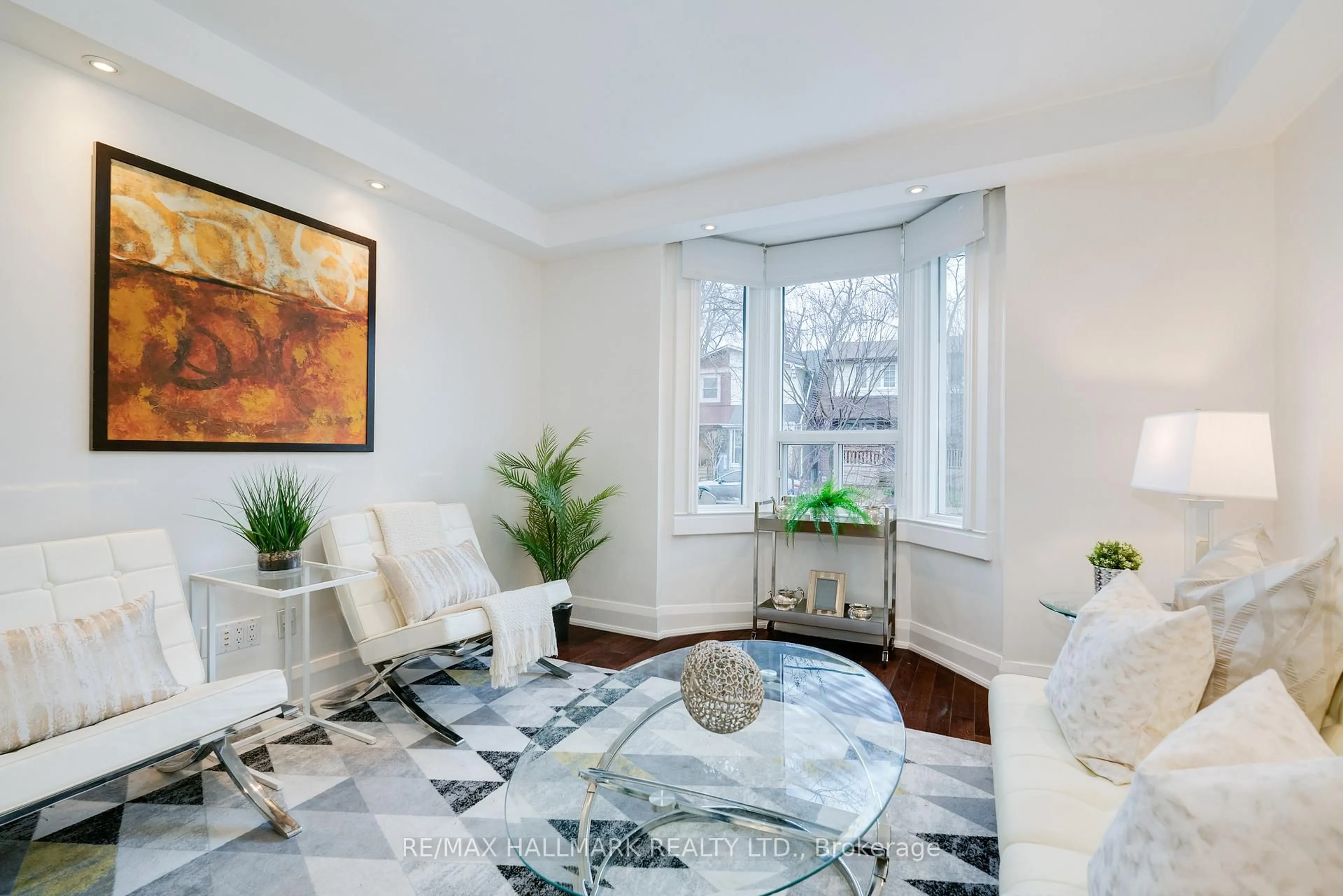 Living room with furniture, unknown for 129 Woodfield Rd, Toronto Ontario M4L 2W5