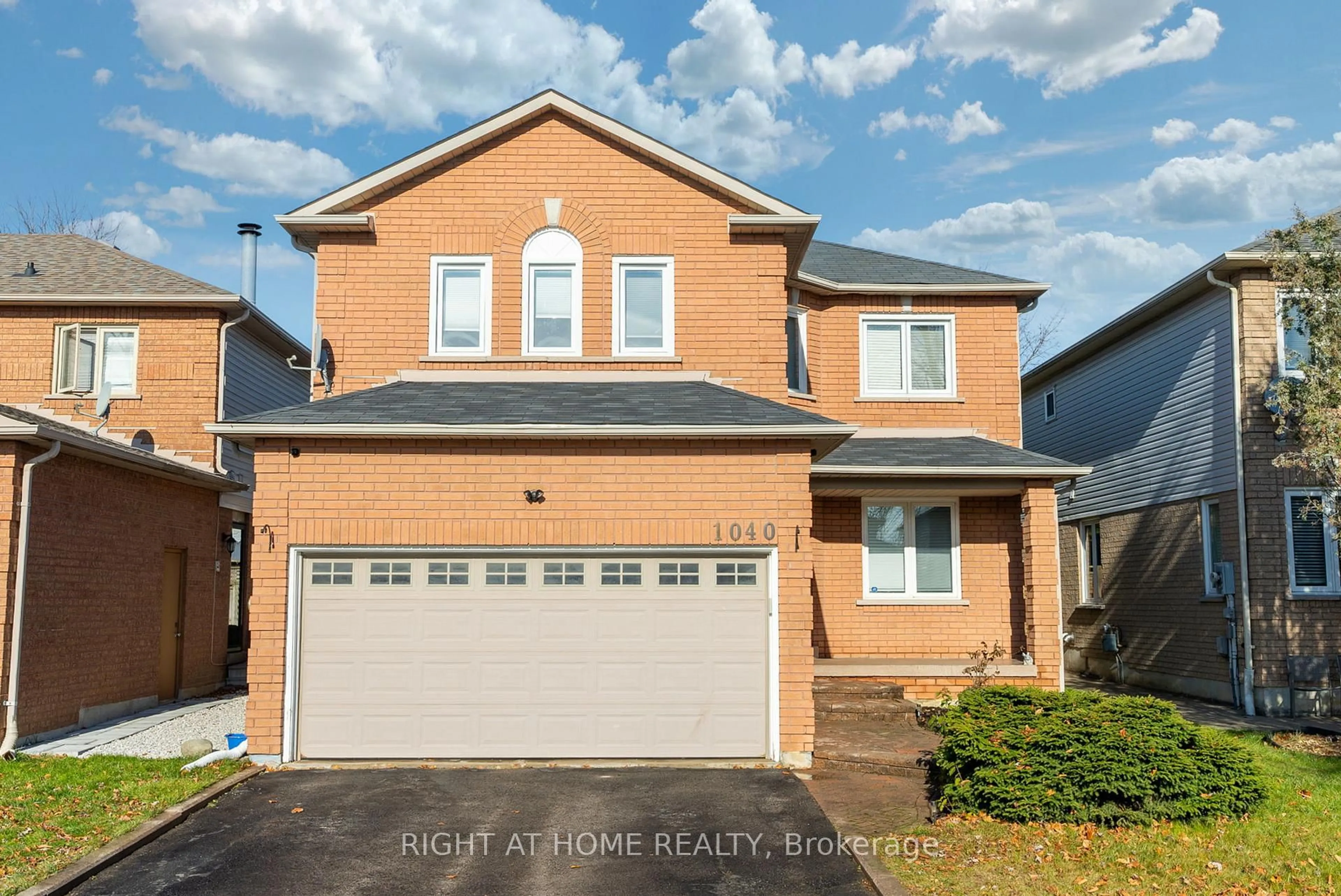 Home with brick exterior material, street for 1040 Beaver Valley Cres, Oshawa Ontario L1J 8N2