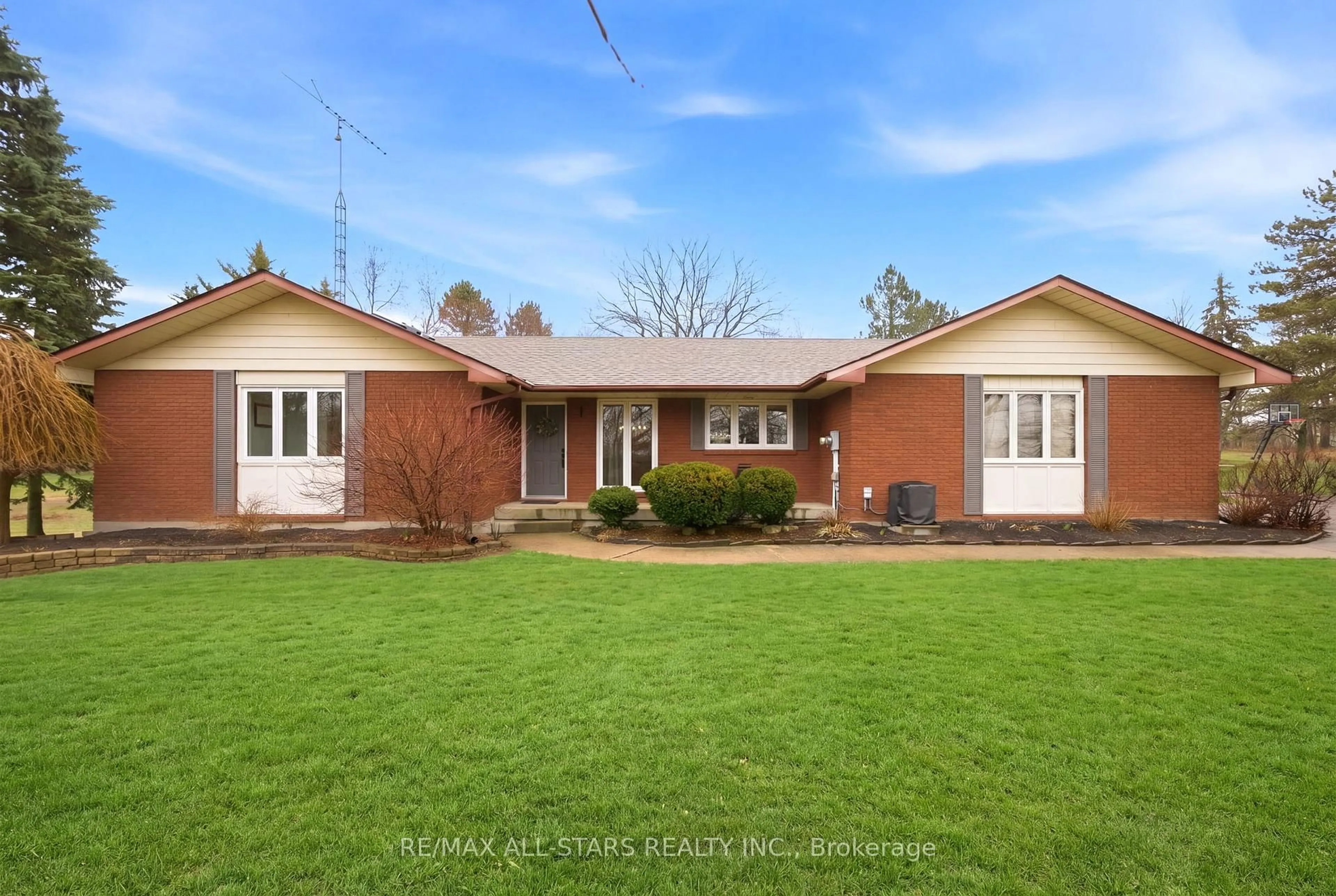 Home with brick exterior material, street for 2407 Ashbridge Rd, Scugog Ontario L9L 1B4