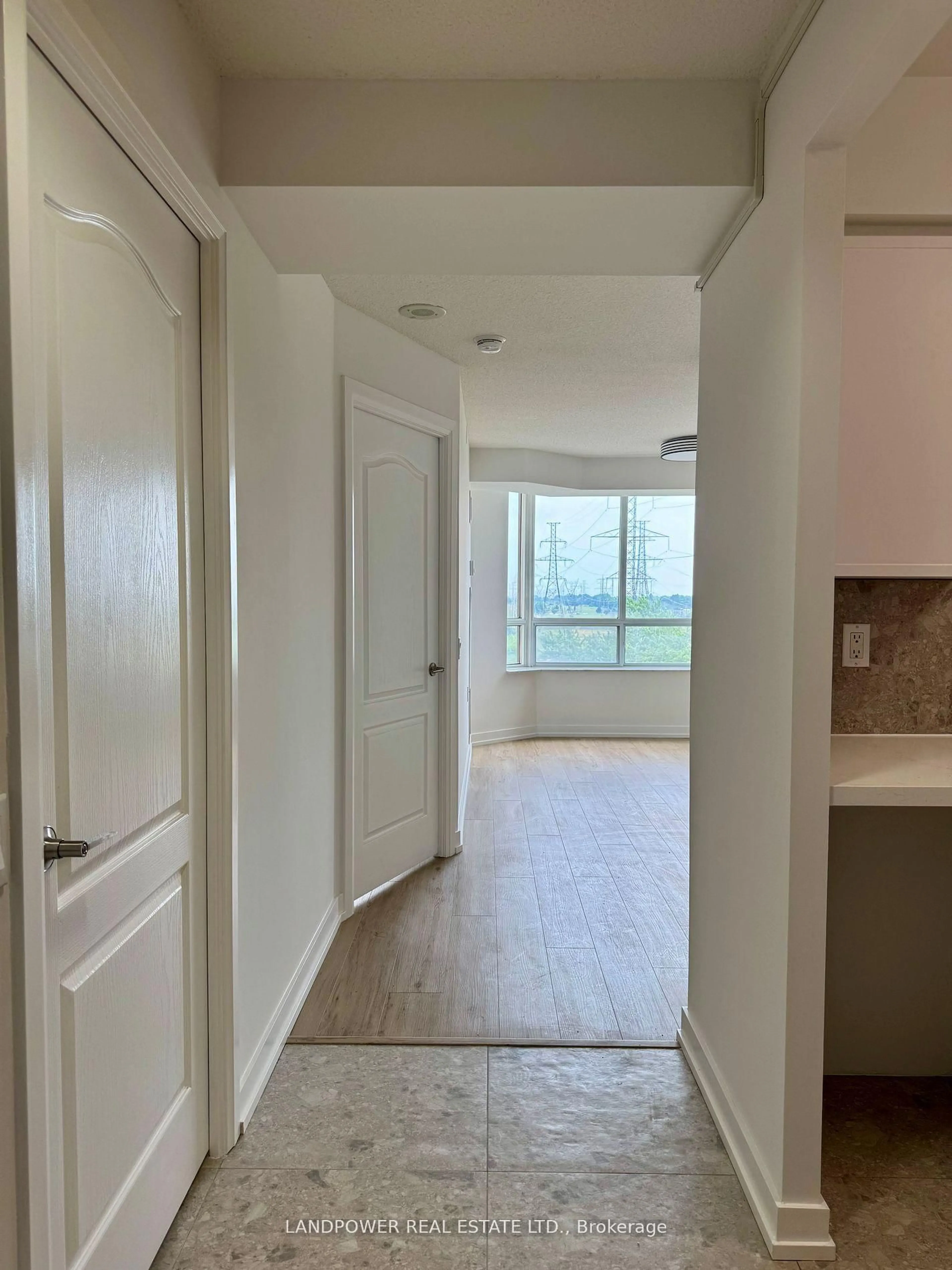 Unknown for 3088 Kennedy Rd #709, Toronto Ontario M1V 5M4