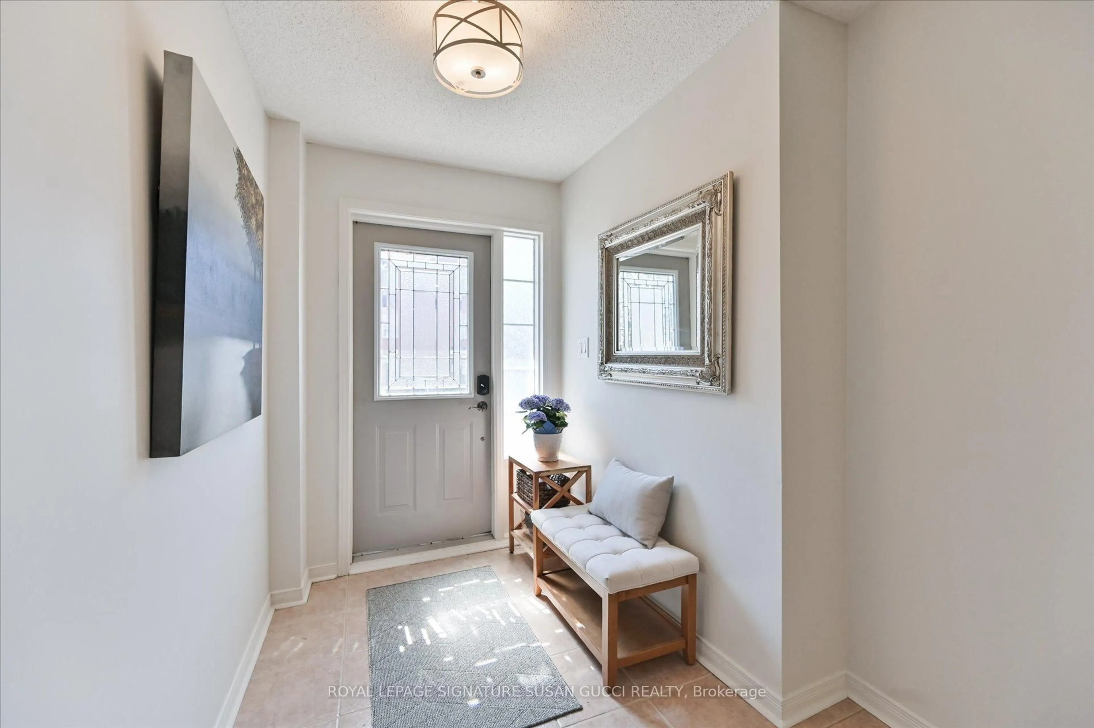Indoor entryway for 4 Blair St, Toronto Ontario M4B 3N6