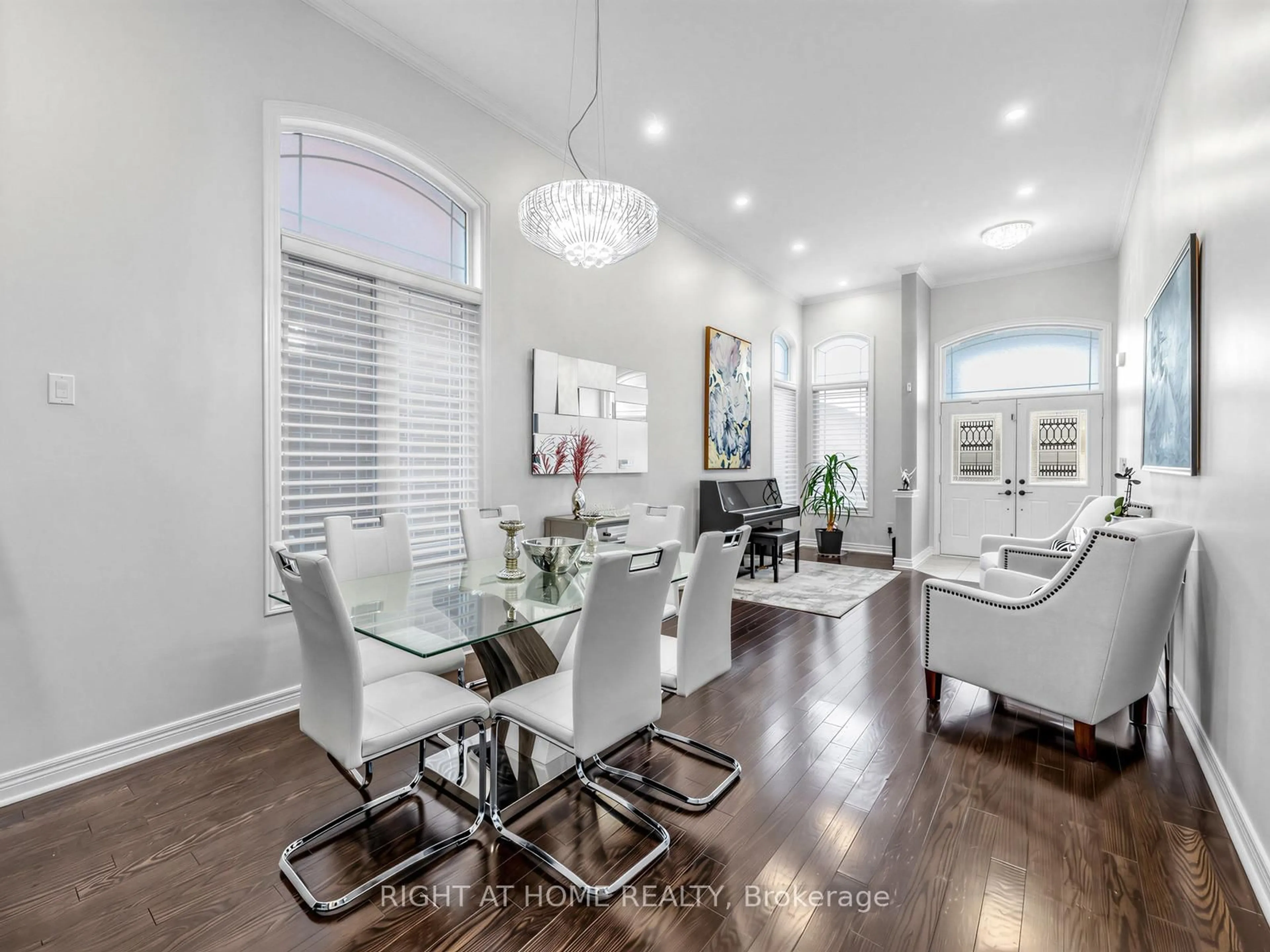 Dining room, wood/laminate floor for 23 Brider Cres, Ajax Ontario L1Z 0M3