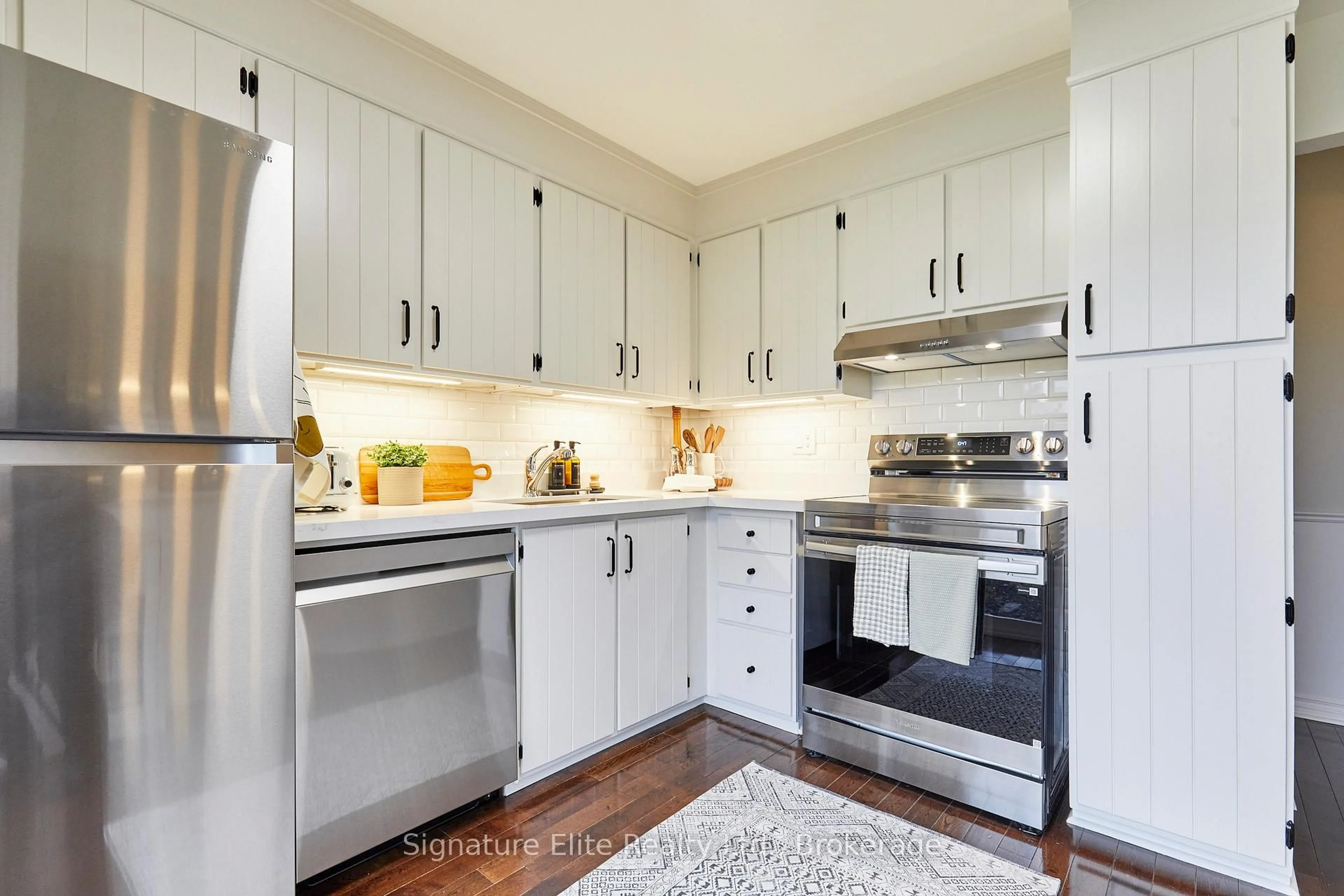 Open concept kitchen, unknown for 150 Palmdale Dr #120, Toronto Ontario M1T 3M7