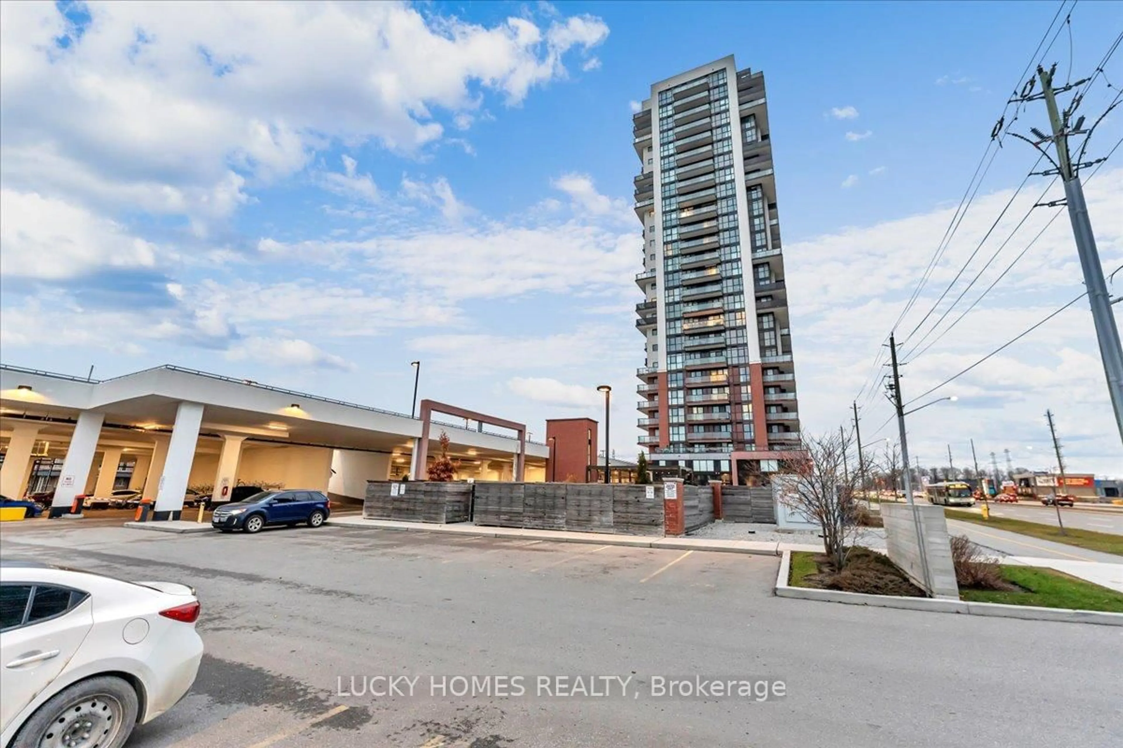 Unknown for 2550 Simcoe St #317, Oshawa Ontario L1L 0R5