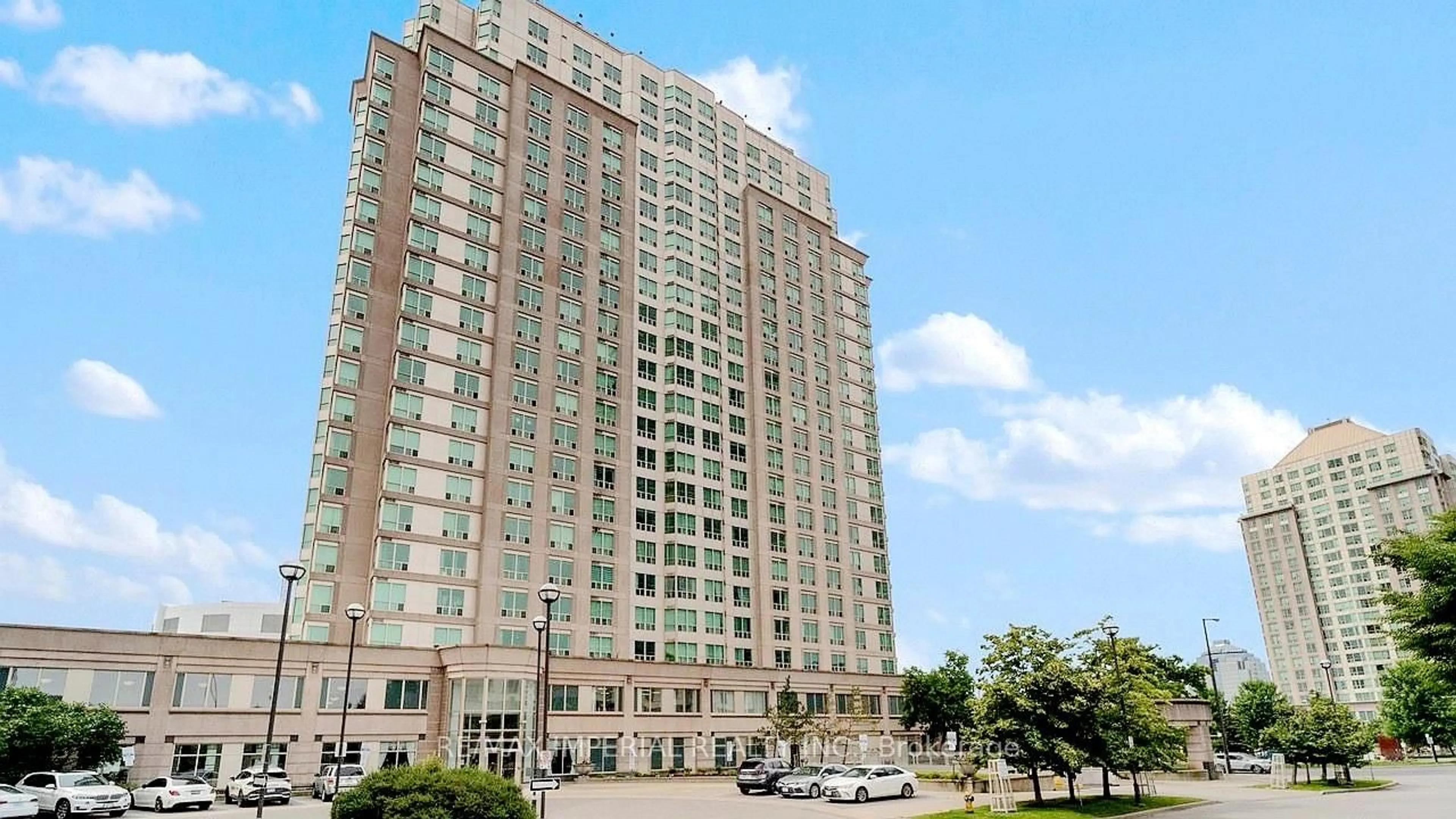 Indoor foyer for 1 Lee Centre Dr #2209, Toronto Ontario M1H 3J2