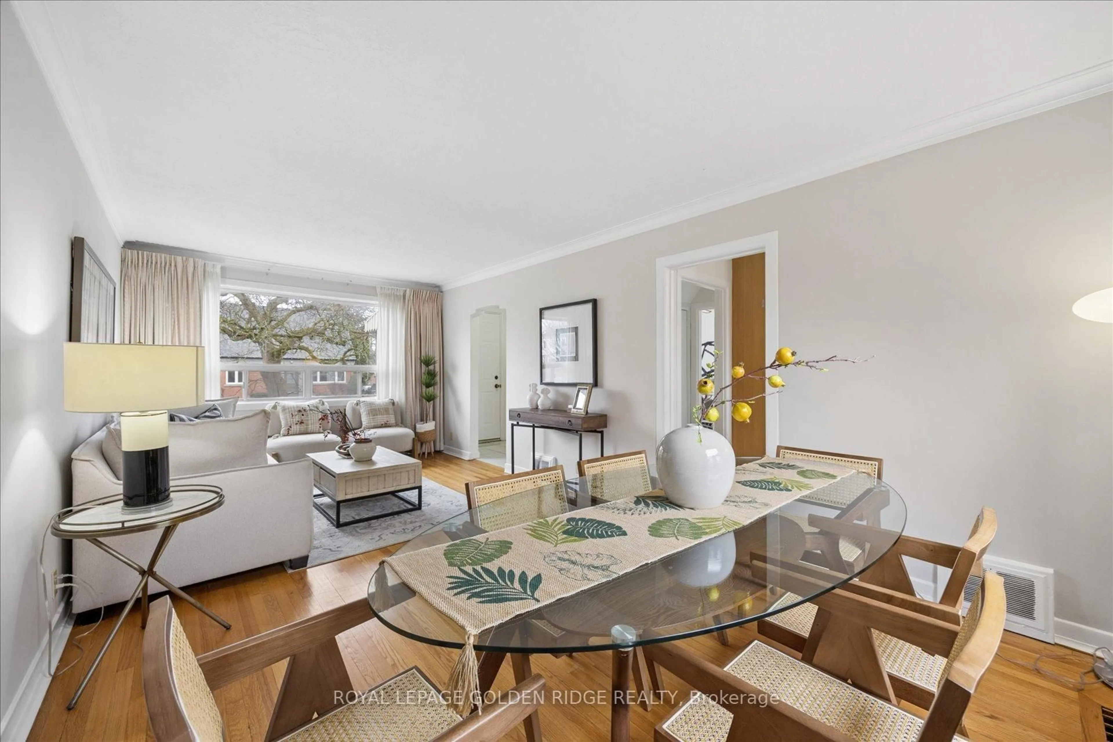 Living room with furniture, unknown for 10 Eastgate Cres, Toronto Ontario M1L 1W9