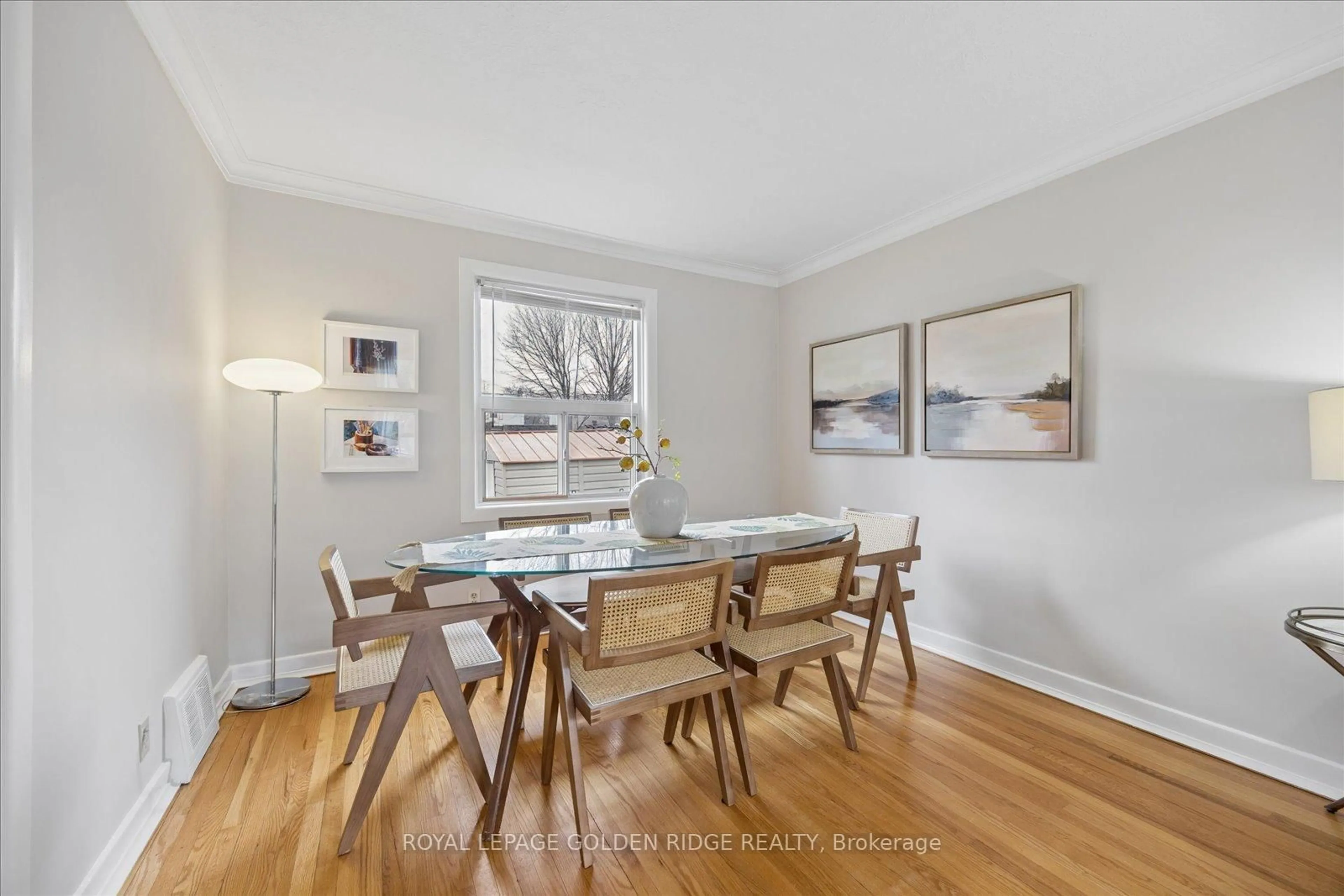 Dining room, wood/laminate floor for 10 Eastgate Cres, Toronto Ontario M1L 1W9