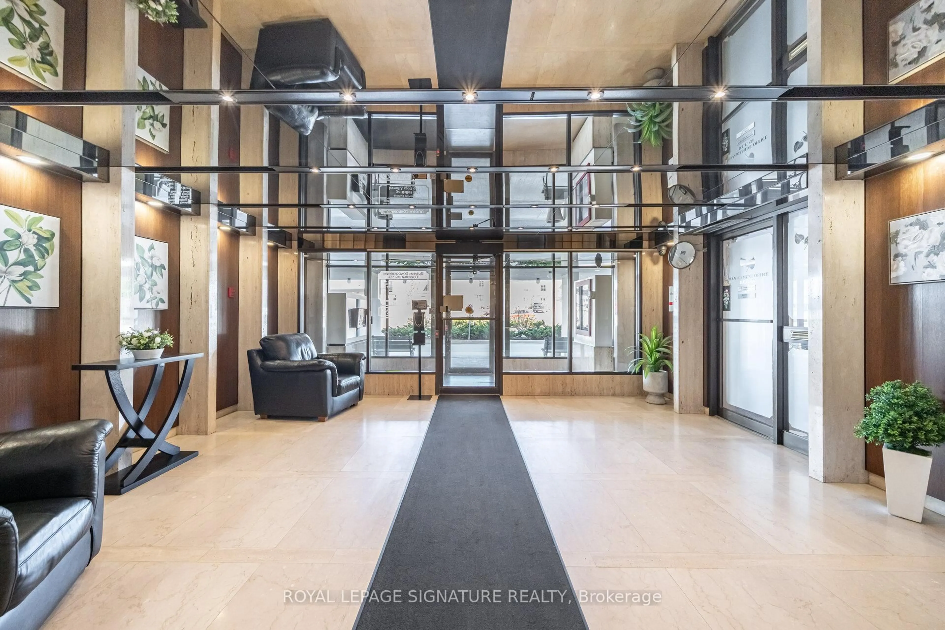 Indoor foyer for 44 Falby Crt #1508, Ajax Ontario L1S 3L1