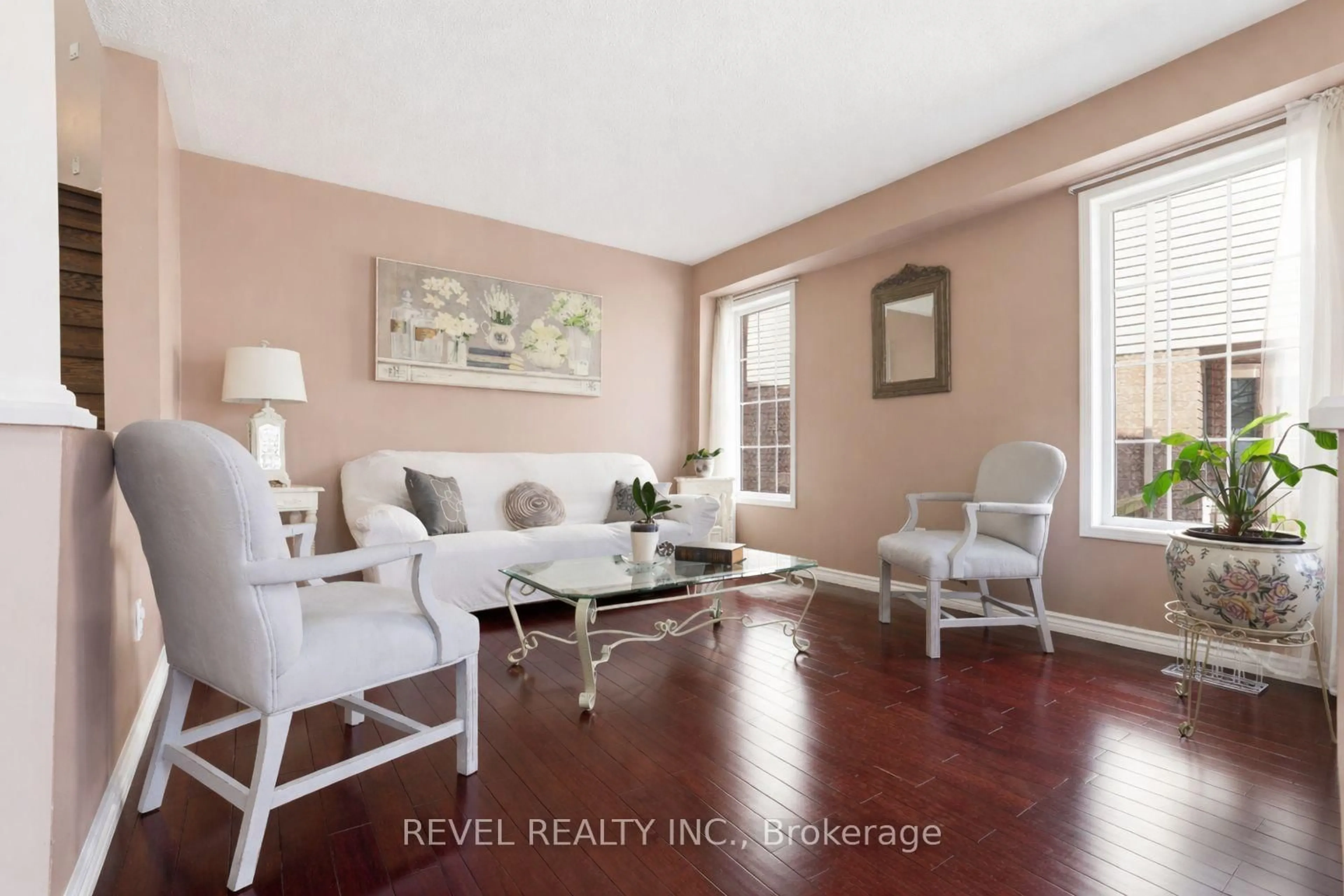 Living room with furniture, unknown for 116 Hibbard Dr, Ajax Ontario L1Z 1J8