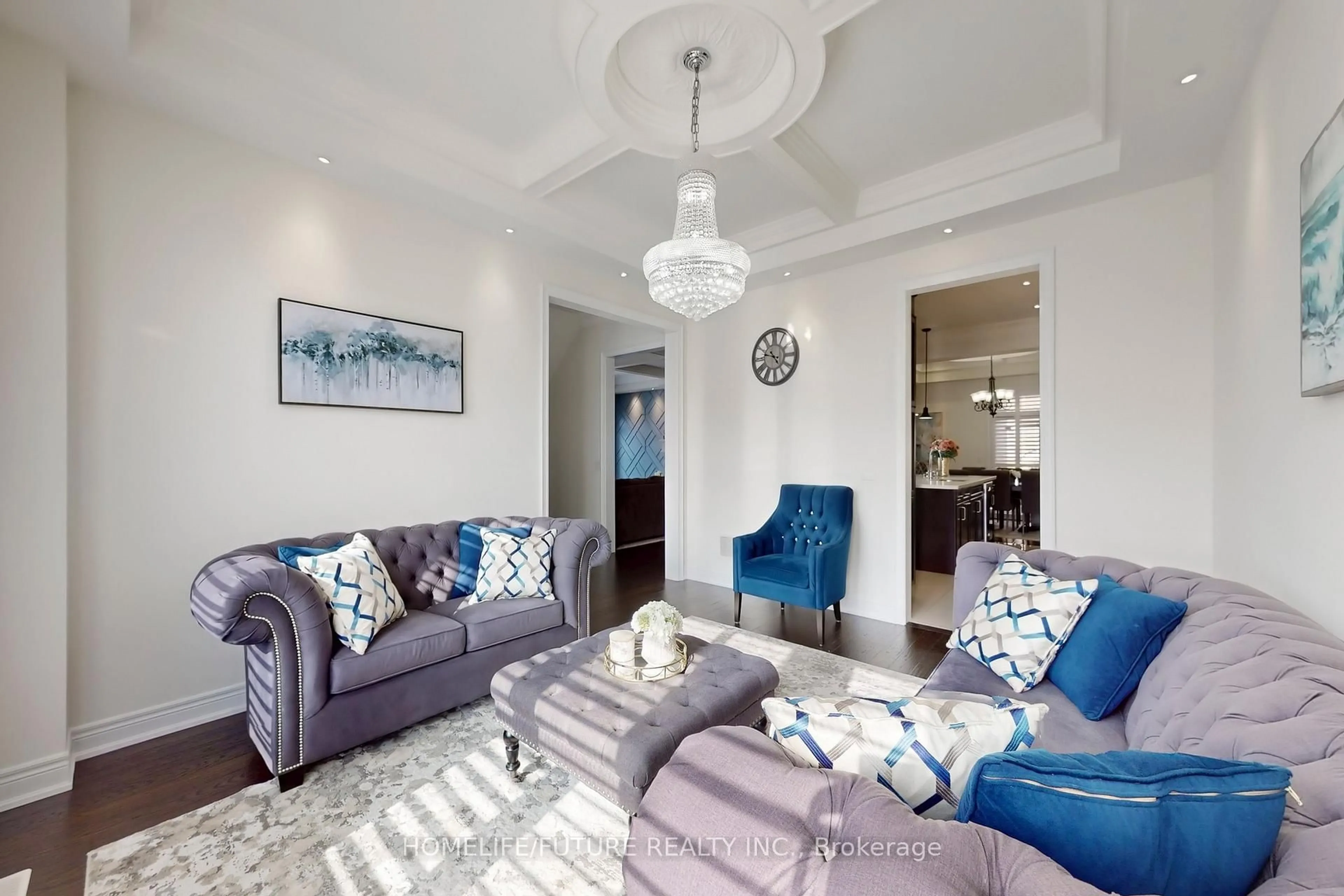 Living room with furniture, unknown for 44 Micklefield Ave, Whitby Ontario L1P 0C4