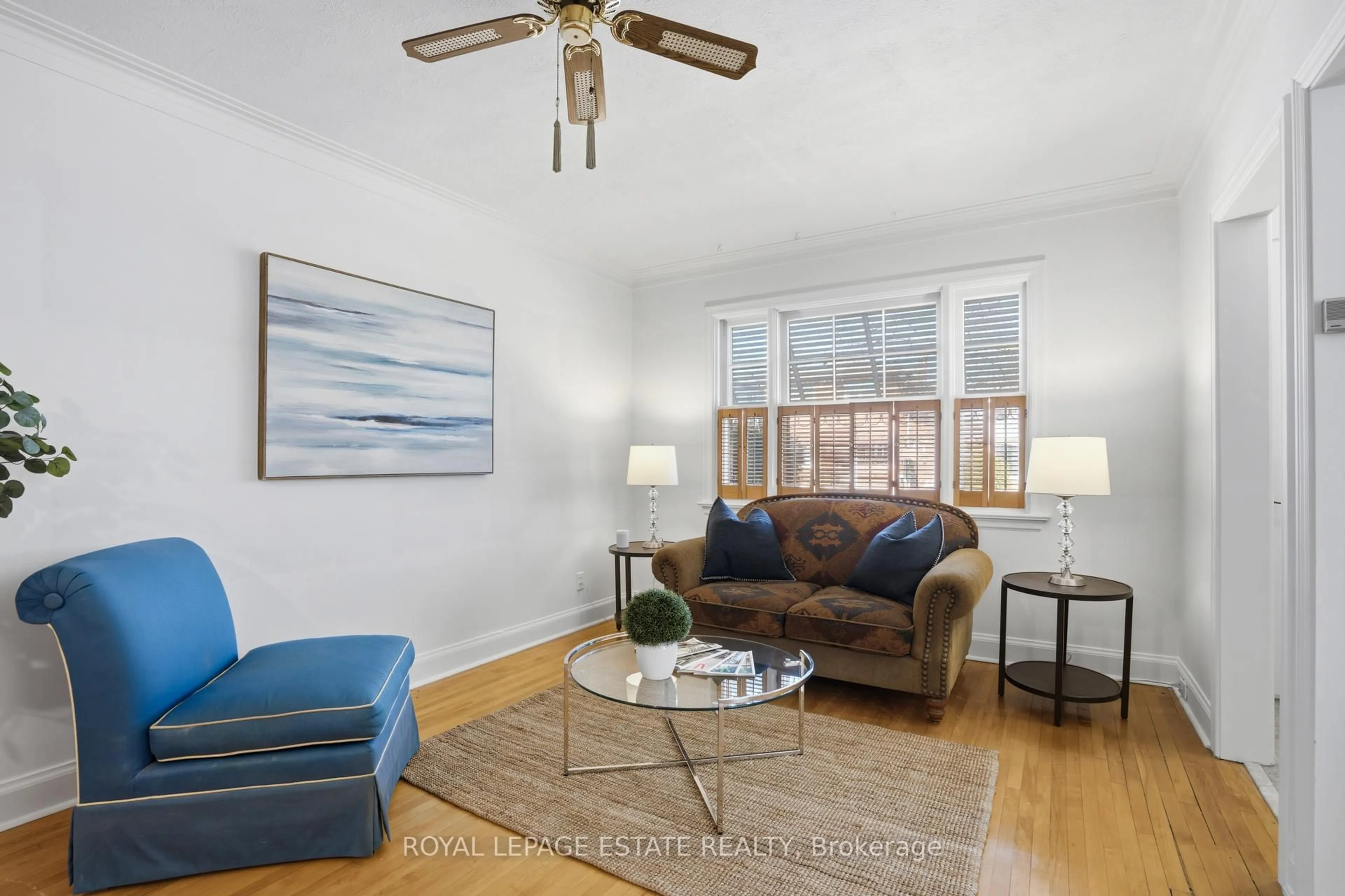 Living room with furniture, unknown for 62 Binswood Ave, Toronto Ontario M4C 3N7