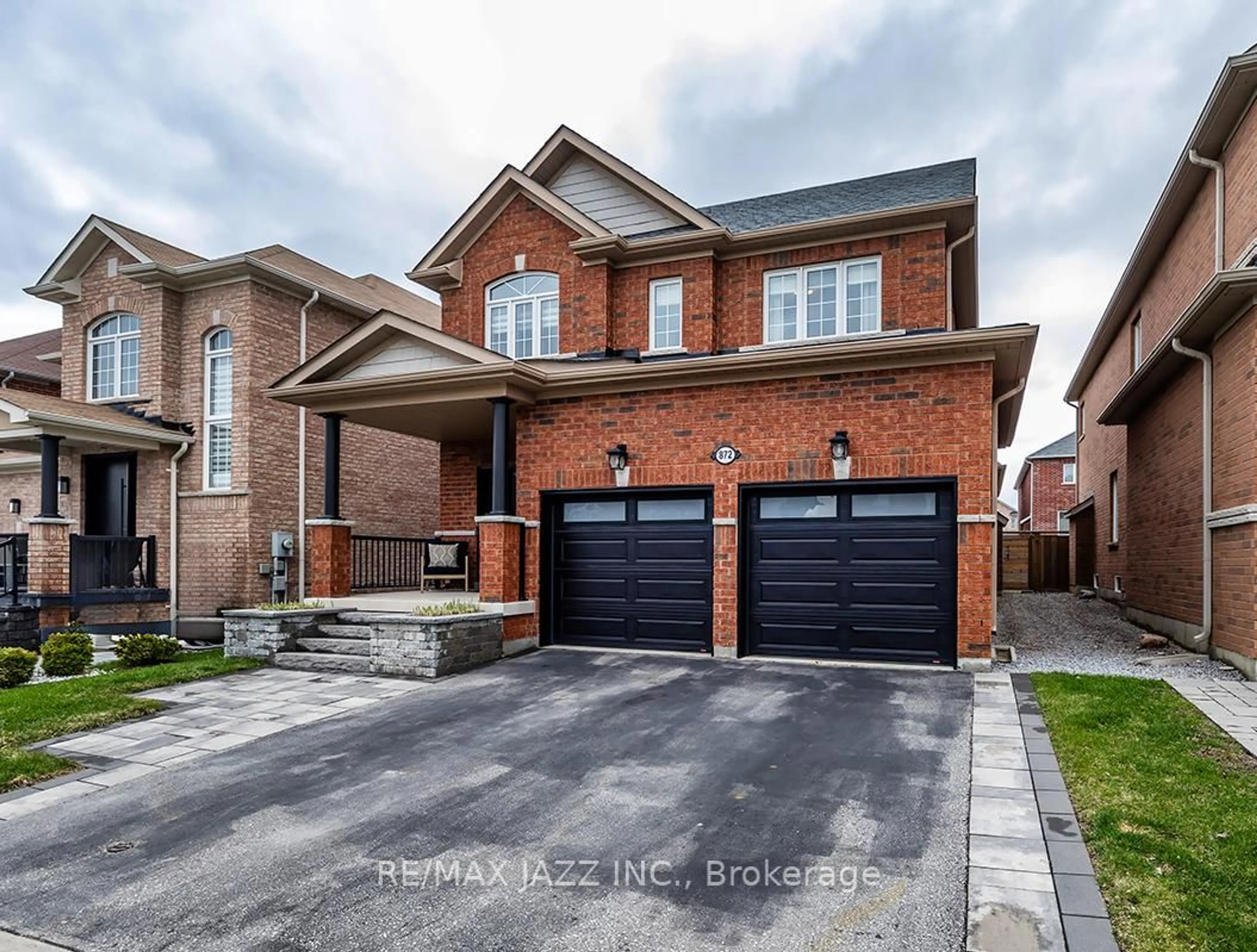 Home with brick exterior material, street for 872 William Lee Ave, Oshawa Ontario L1K 0W2