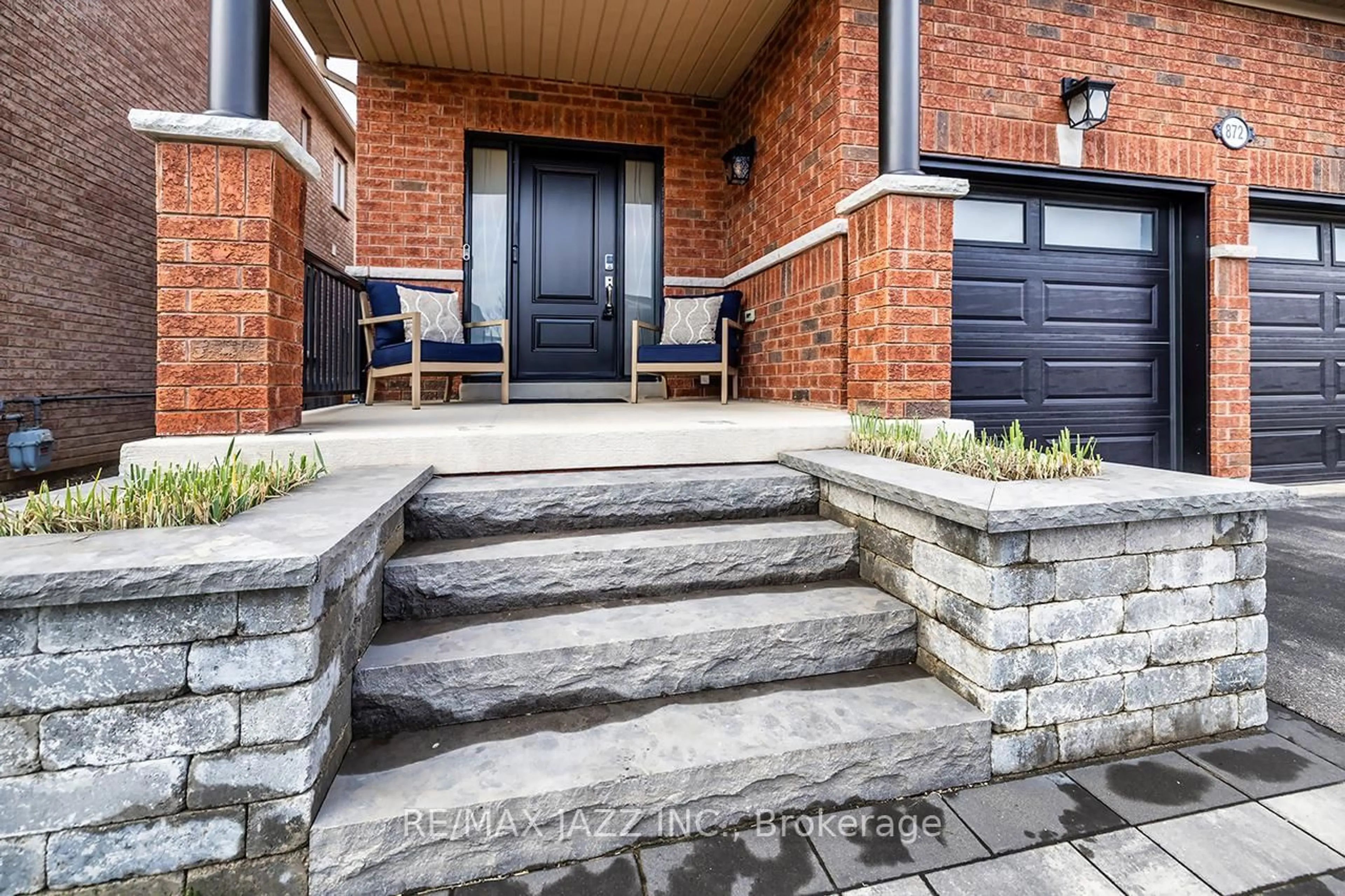 Home with brick exterior material, street for 872 William Lee Ave, Oshawa Ontario L1K 0W2