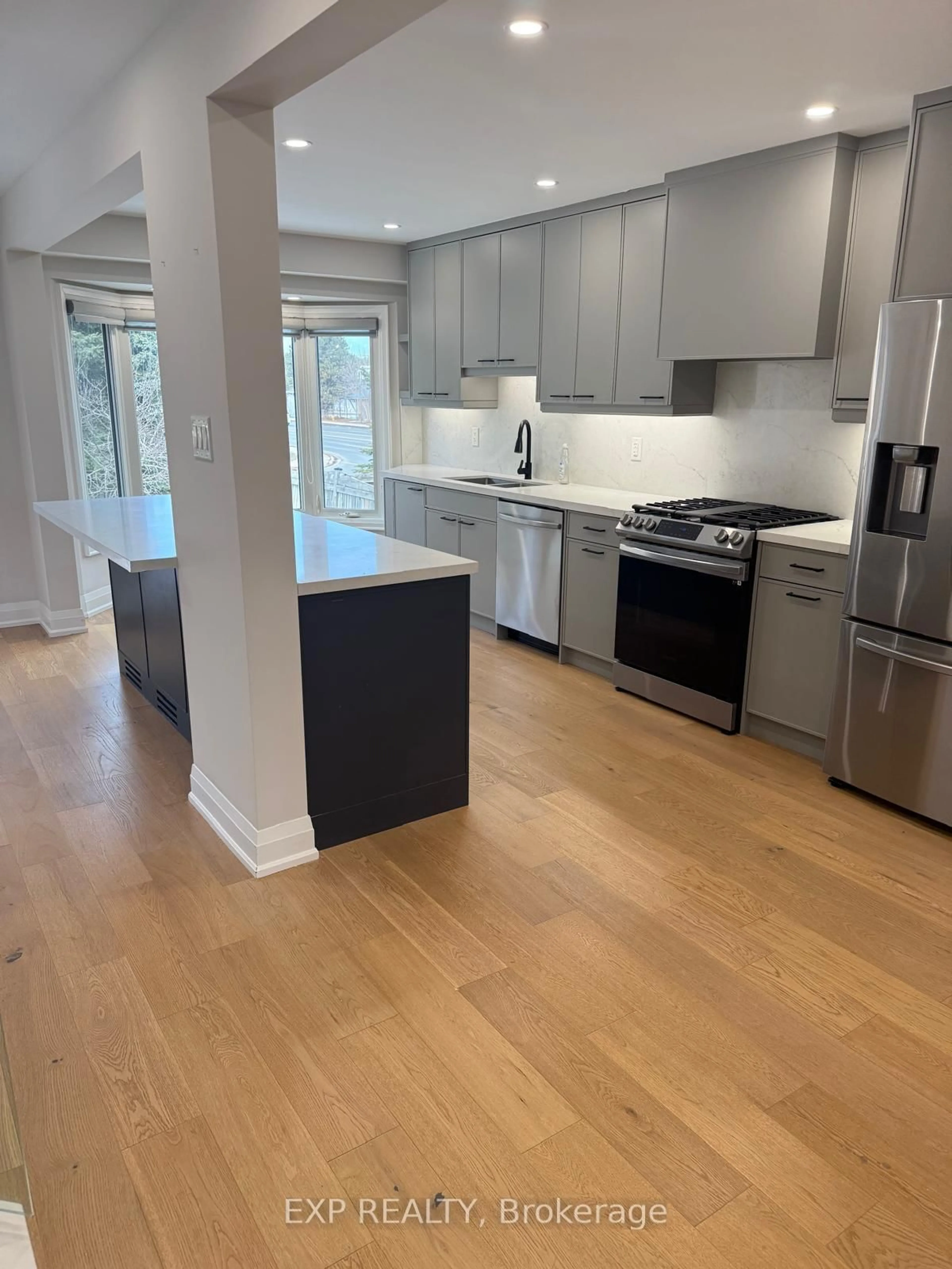 Open concept kitchen, unknown for 1143 Beaver Valley Cres, Oshawa Ontario L1J 8N3