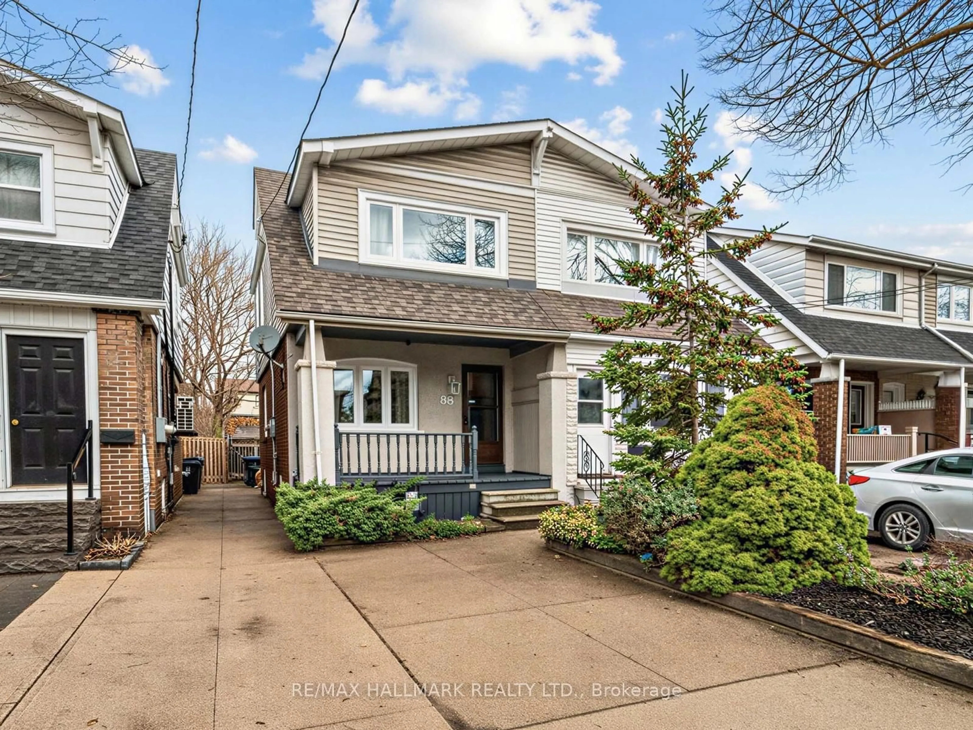 Home with brick exterior material, street for 86 Mortimer Ave, Toronto Ontario M4K 2A1