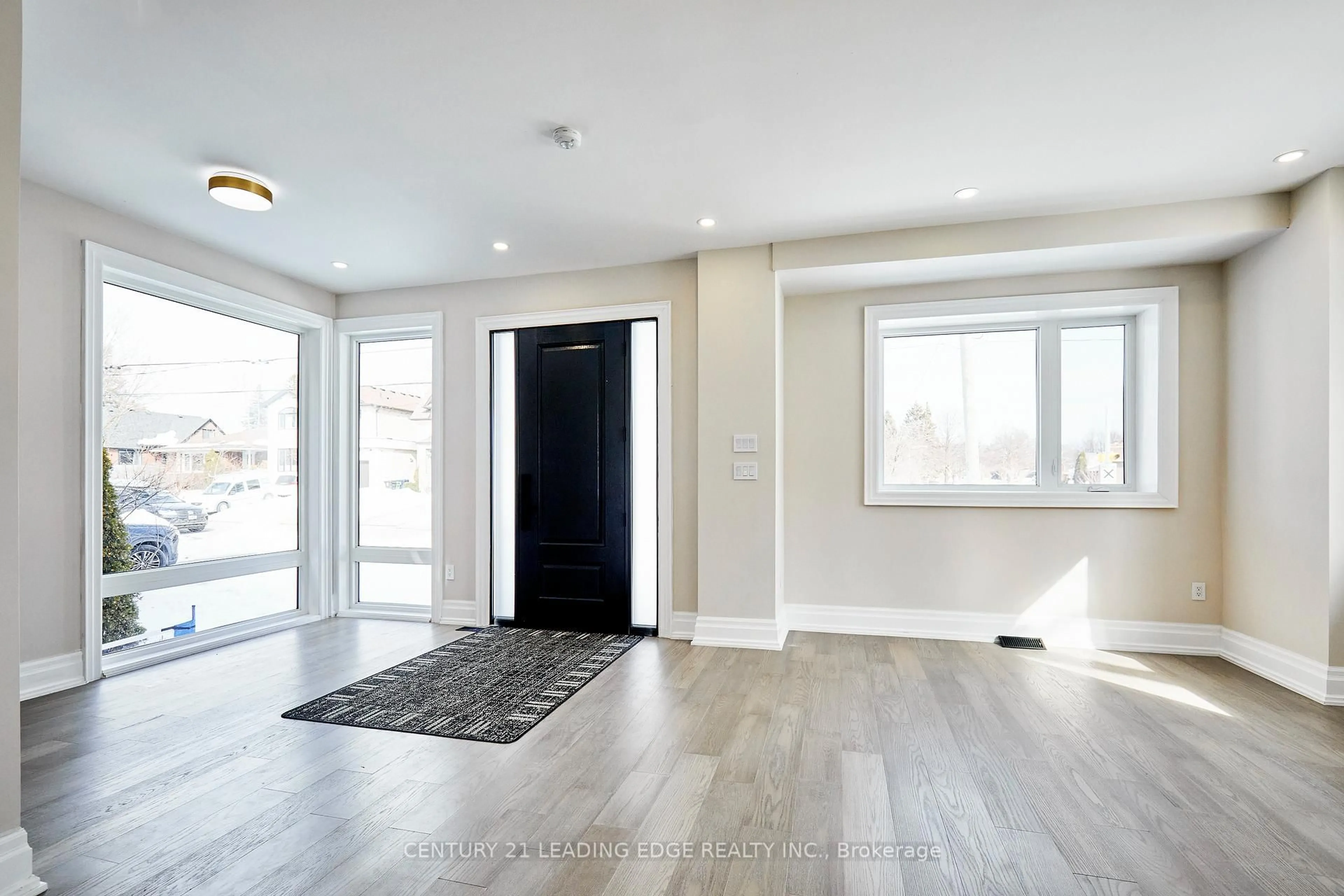 Indoor entryway for 50 Dorset Rd, Toronto Ontario M1M 2S7