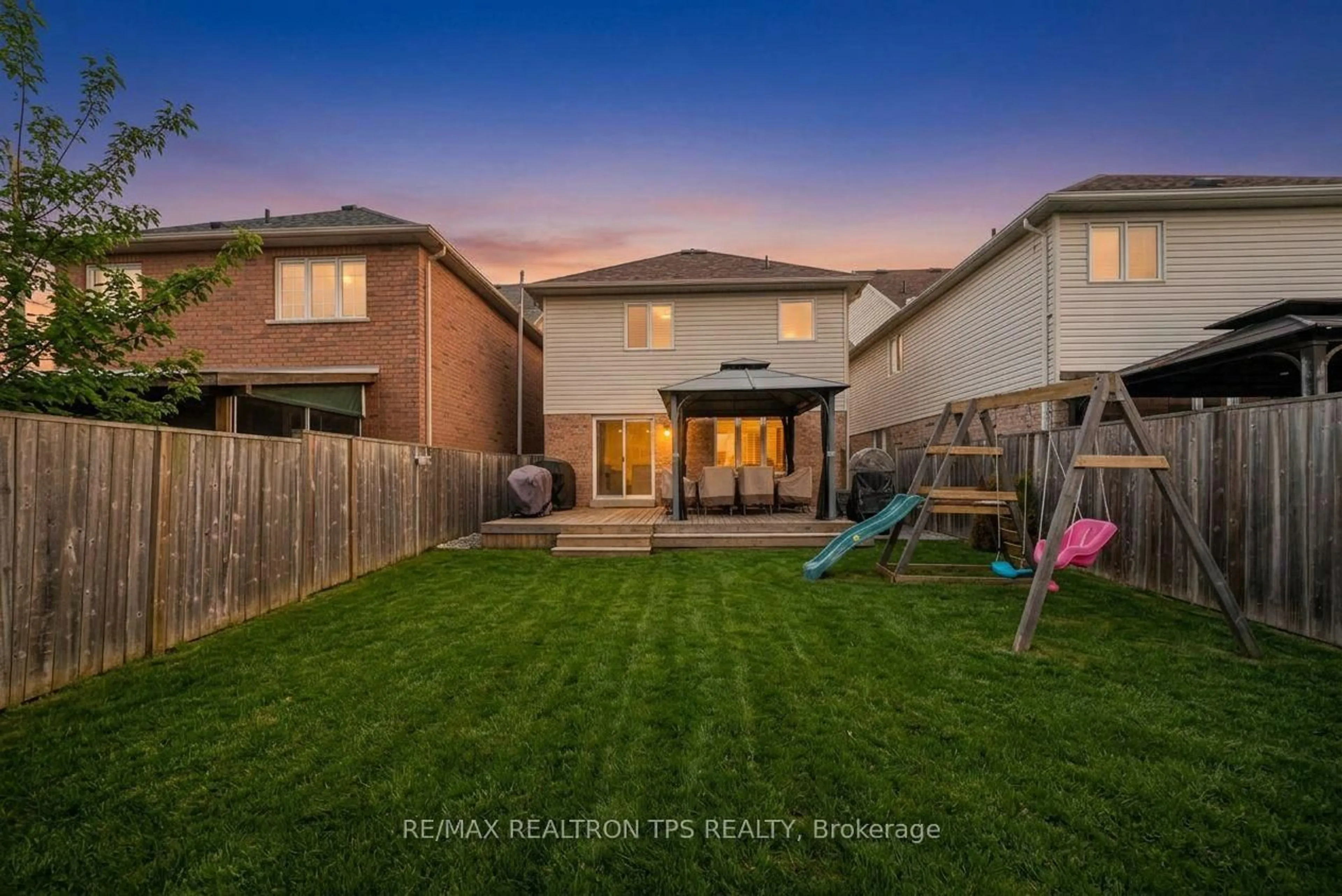 Unknown for 87 Madden Pl, Clarington Ontario L1C 5K3