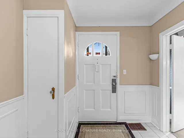 1421 Military Tr, Toronto 5