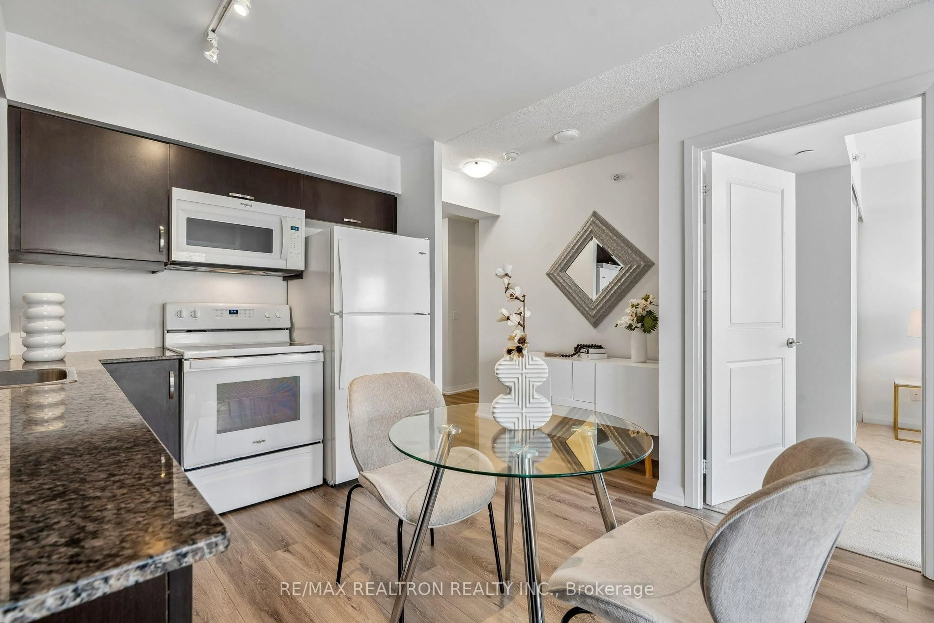 Open concept kitchen, unknown for 30 Meadowglen Pl #1503, Toronto Ontario M1G 0A6