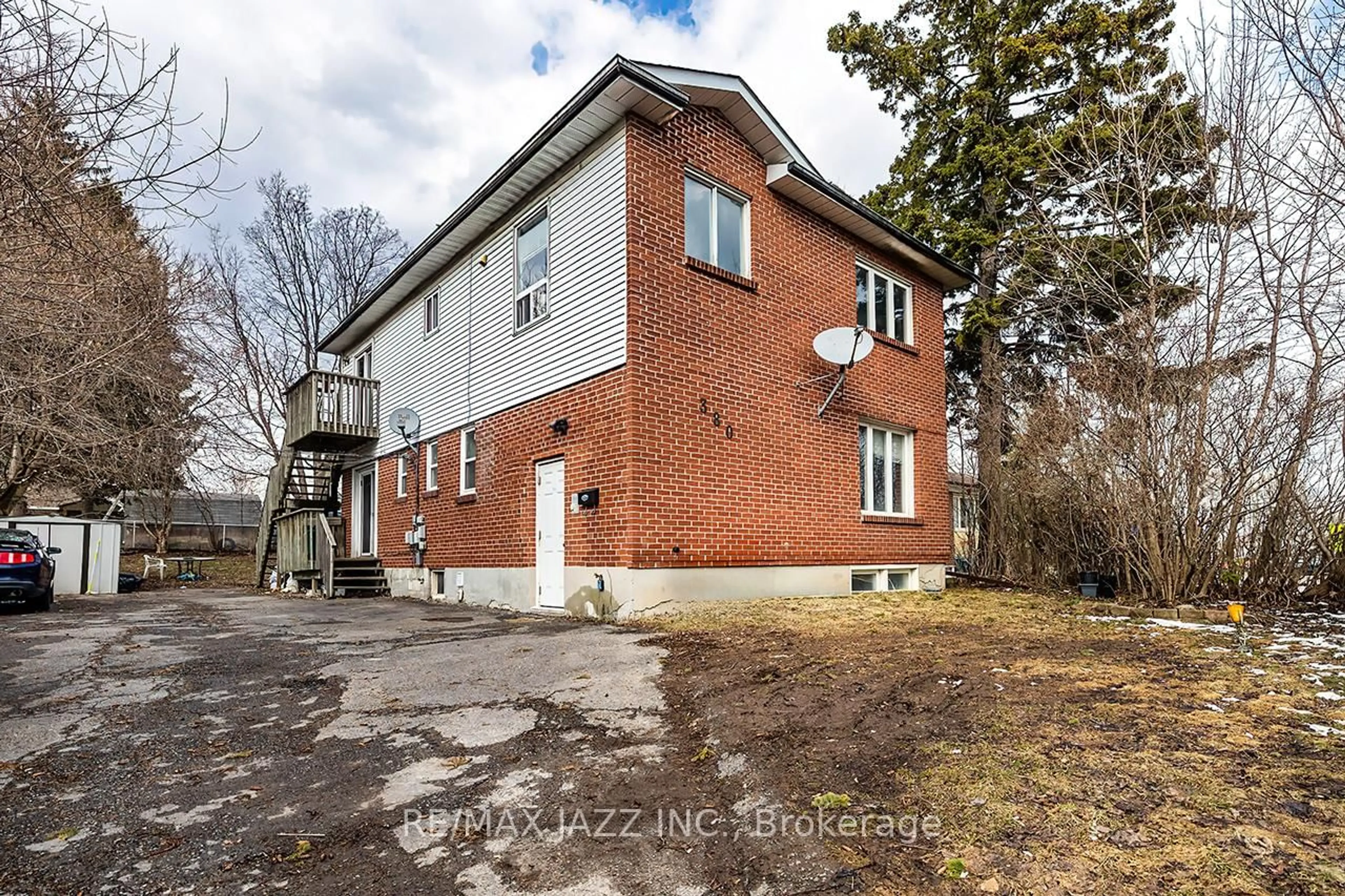 Home with brick exterior material, building for 380 Phillip Murray Ave, Oshawa Ontario L1J 1H3