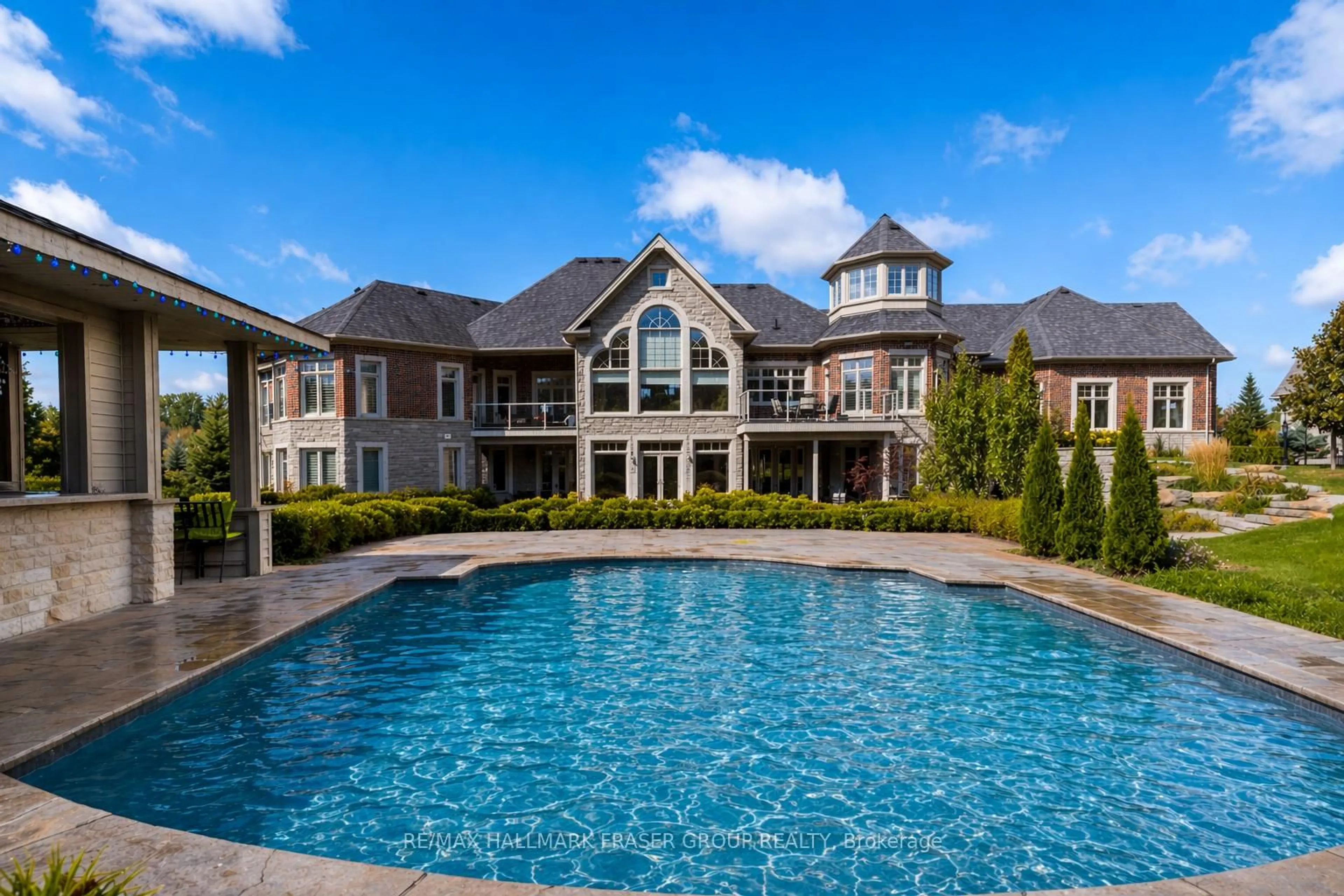 Pool for 3335 Hollywood Crt, Pickering Ontario L1X 0A3