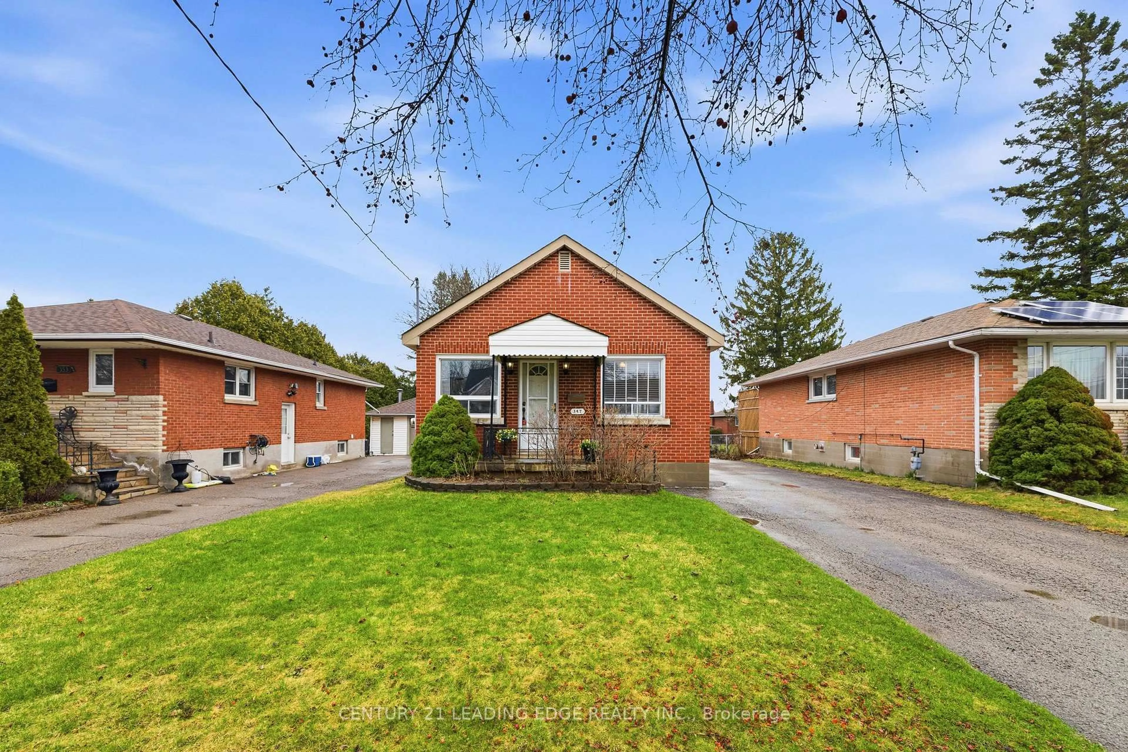 Home with brick exterior material, street for 347 Nipigon St, Oshawa Ontario L1J 4P1