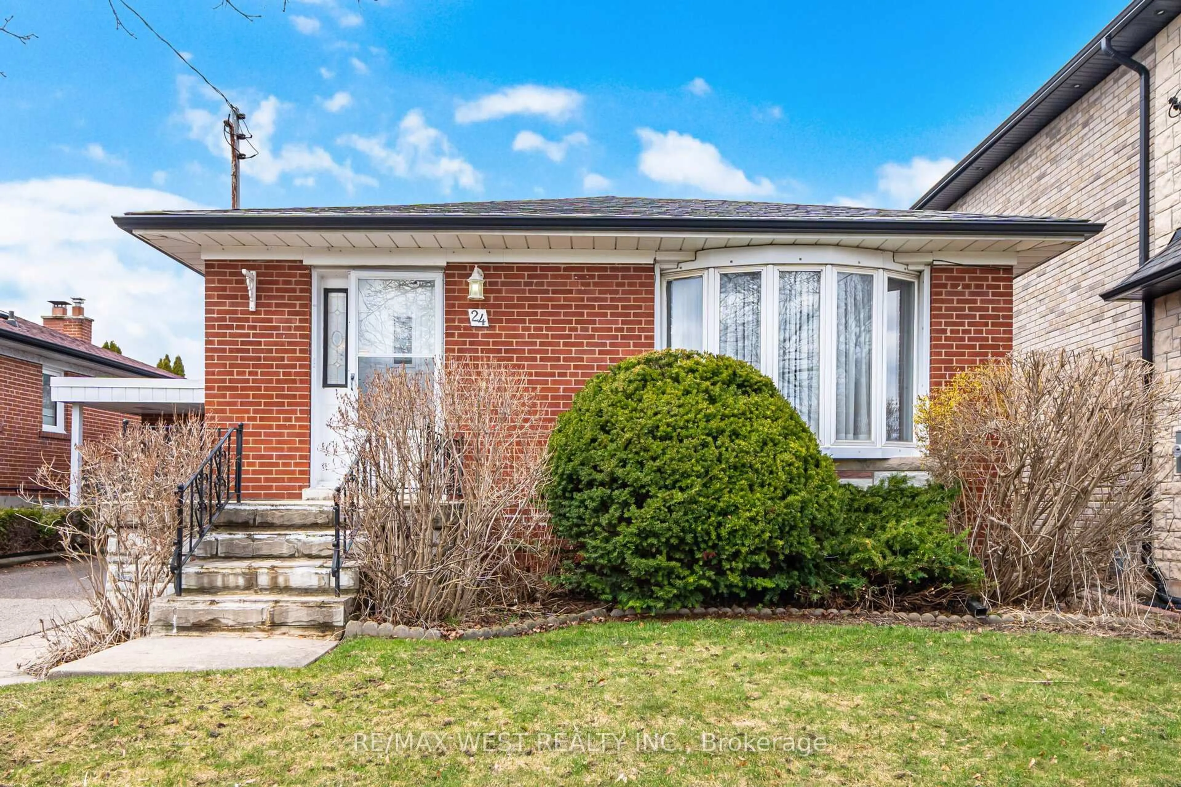 Home with brick exterior material, street for 24 Beran Dr, Toronto Ontario M1G 1G1