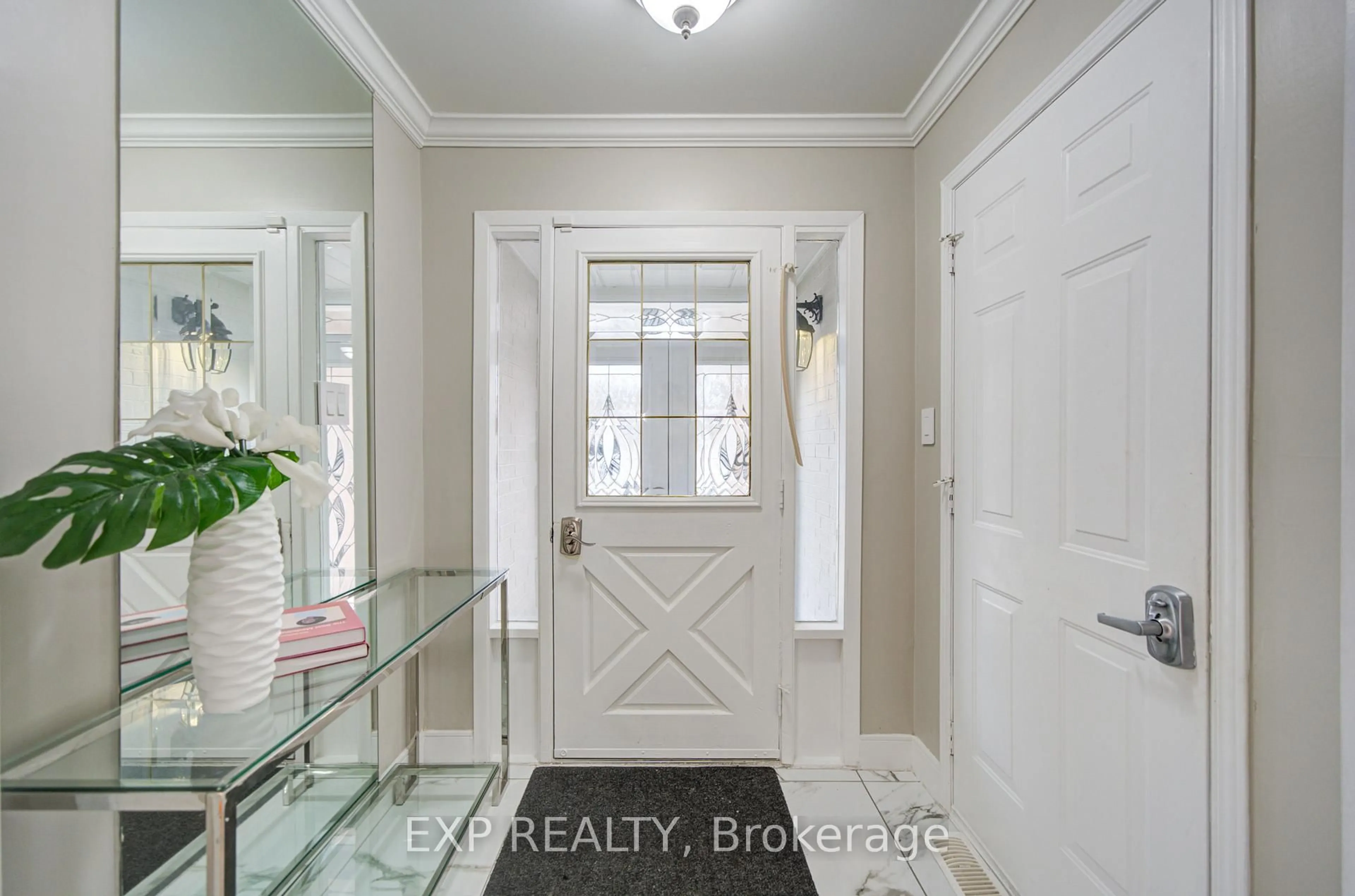 Indoor entryway for 86 Rollo Dr, Ajax Ontario L1S 7B7