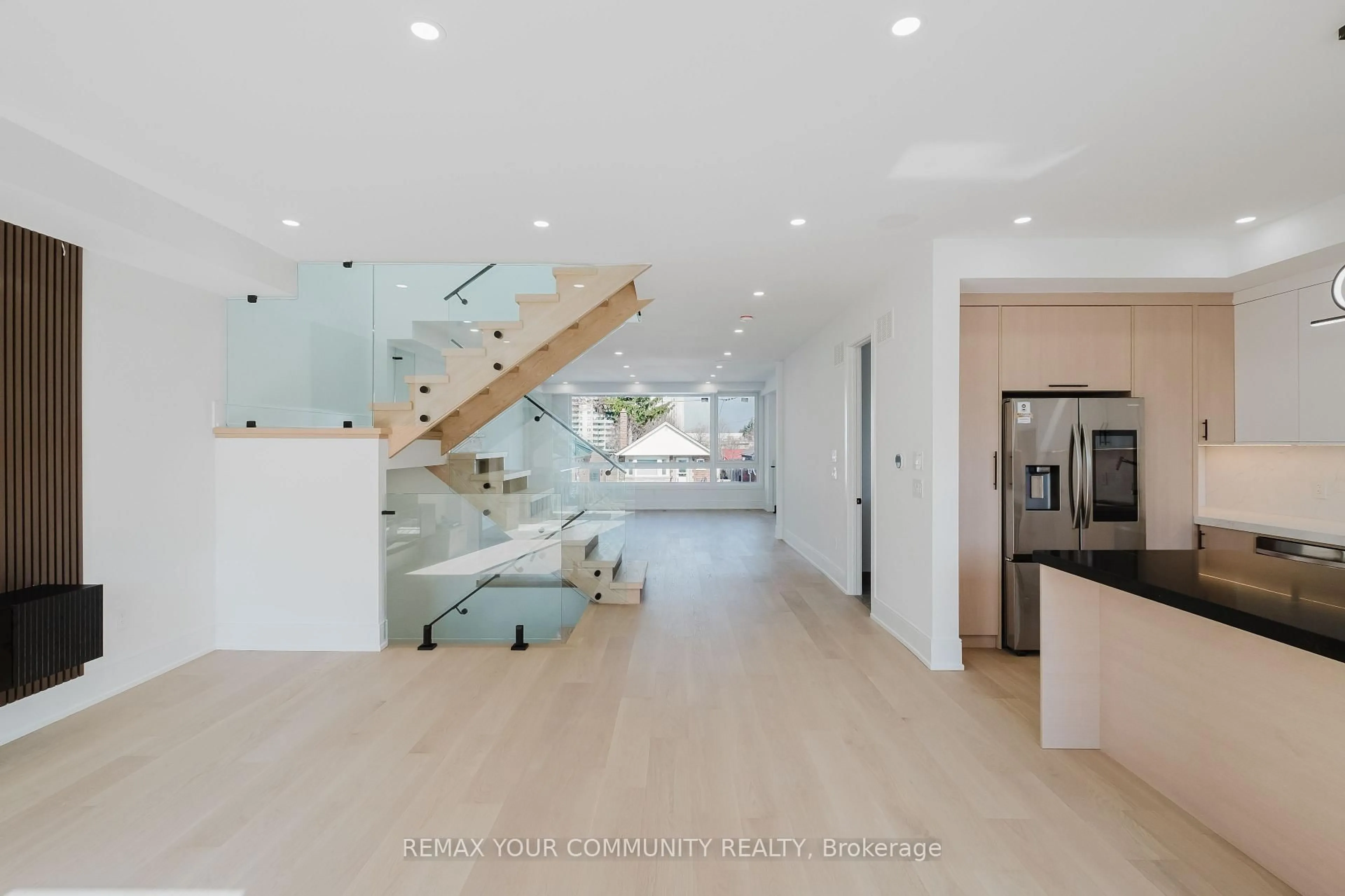 Unknown for 360 Woodmount Ave, Toronto Ontario M4C 4A5