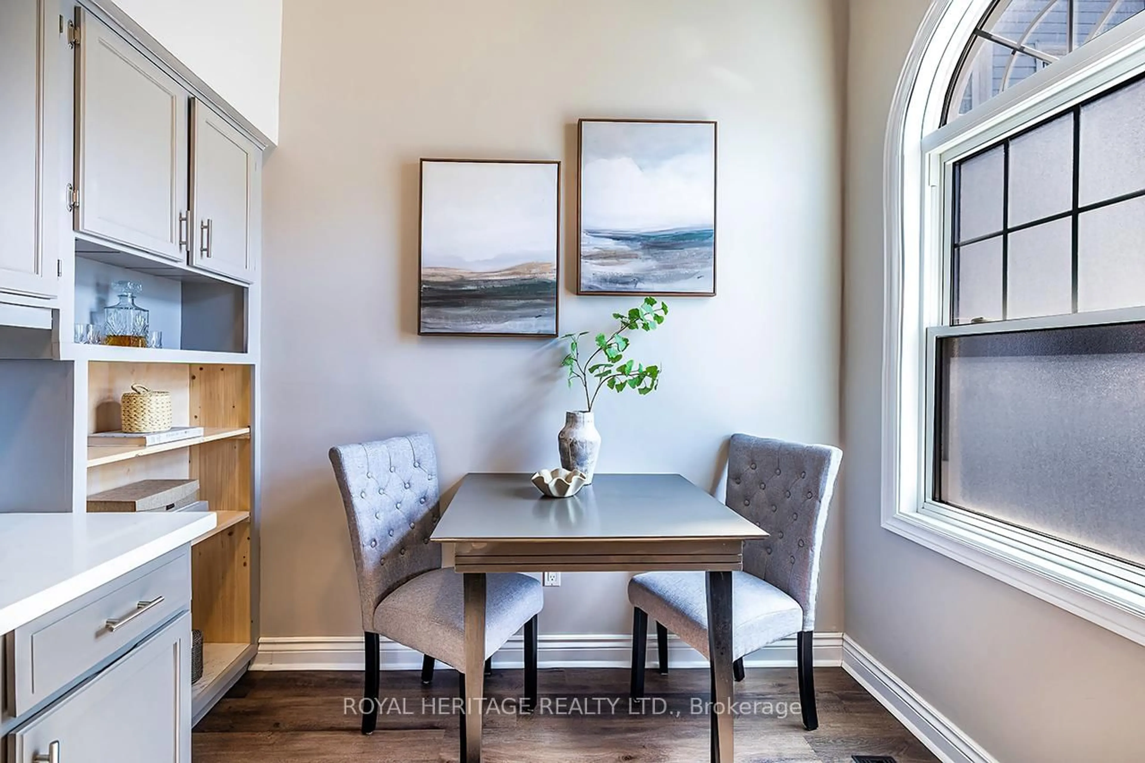 Dining room, wood/laminate floor for 1667 Nash Rd #F3, Clarington Ontario L1E 1S8