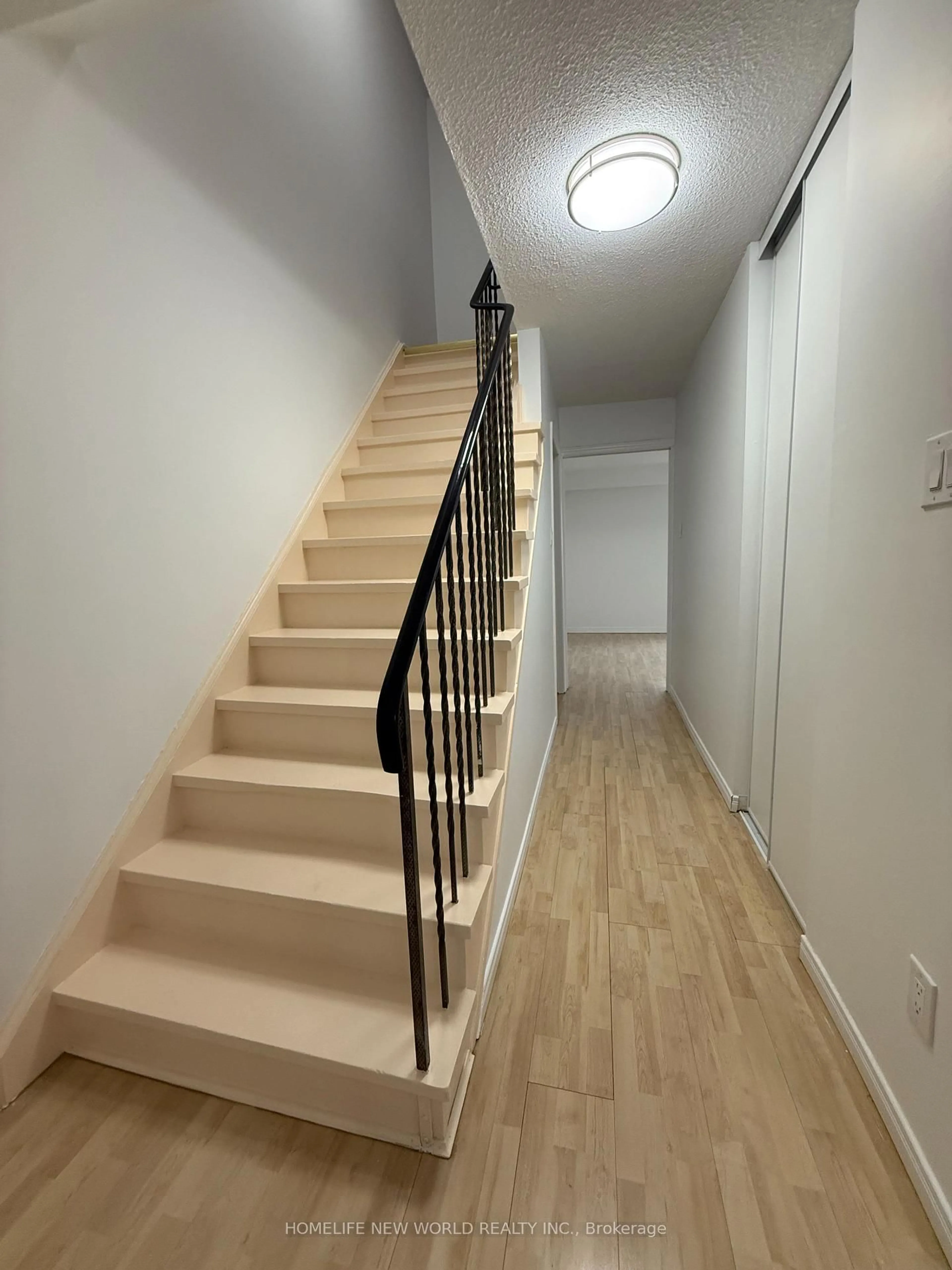 Stairs for 1280 Bridletowne Circ #109, Toronto Ontario M1W 2V4