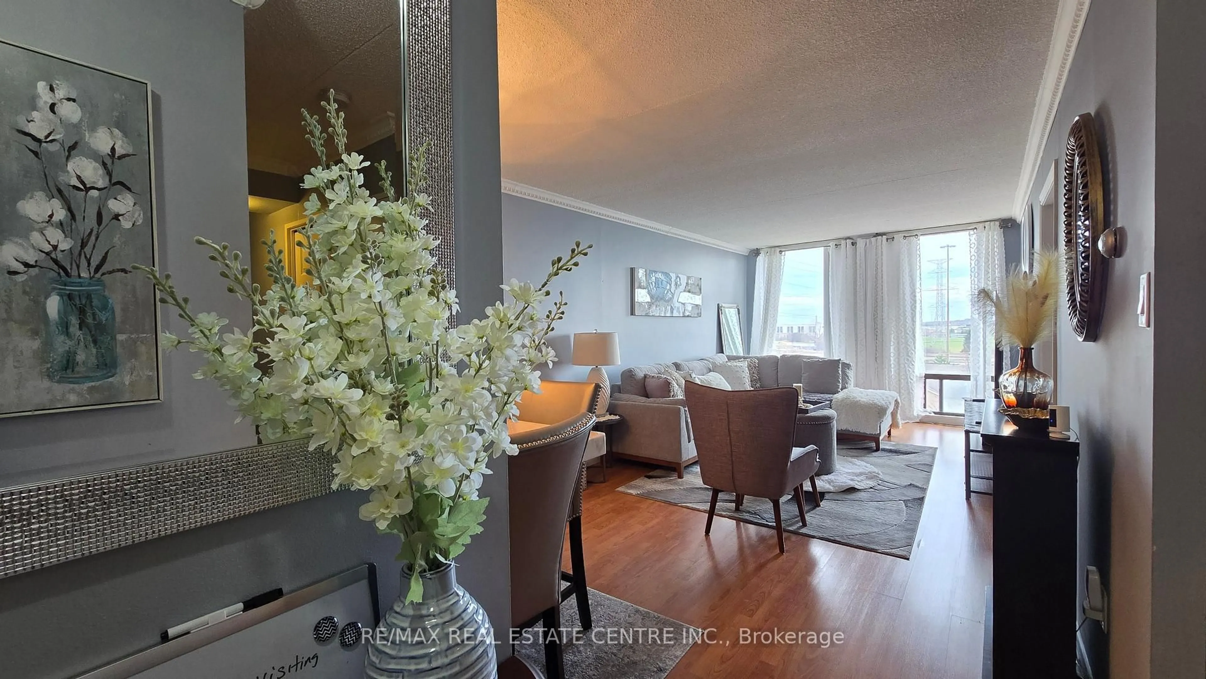 Living room with furniture, unknown for 1540 Pickering Pkwy #609, Pickering Ontario L1V 3V9