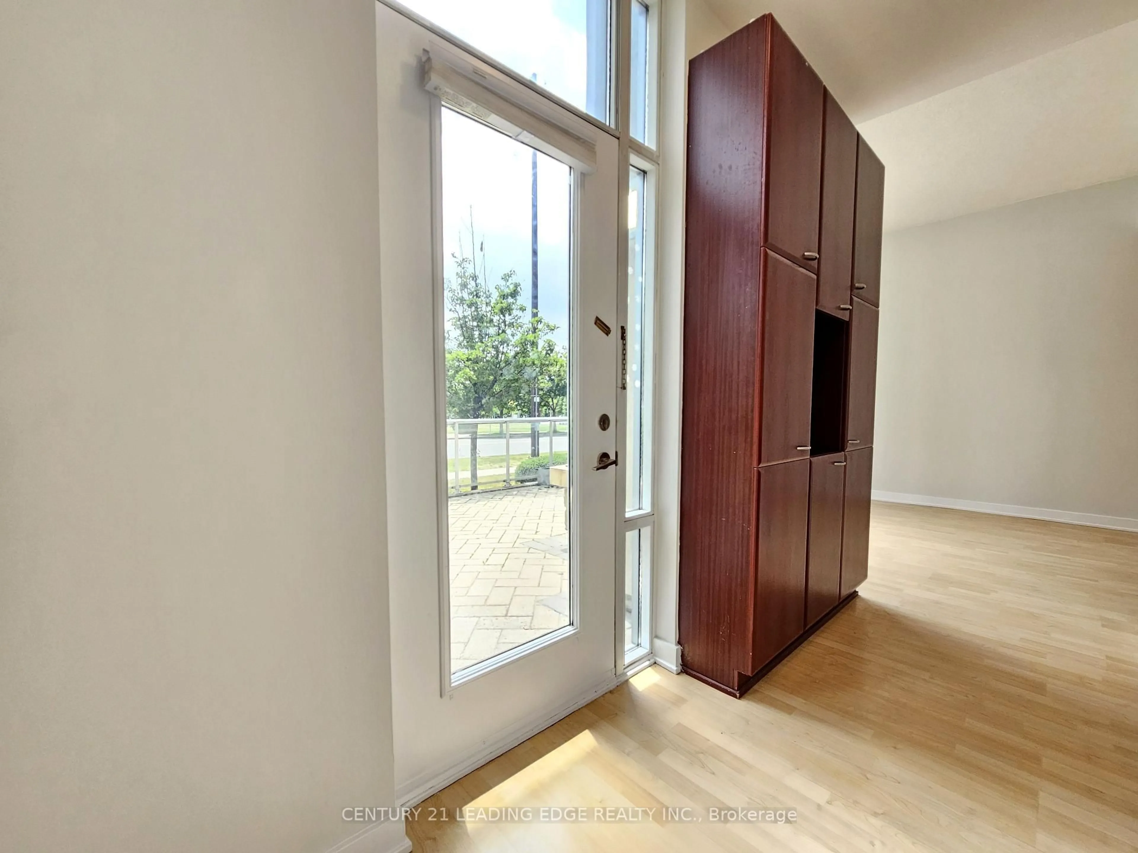 Indoor entryway for 38 Lee Centre Dr #TH120, Toronto Ontario M1H 3J7