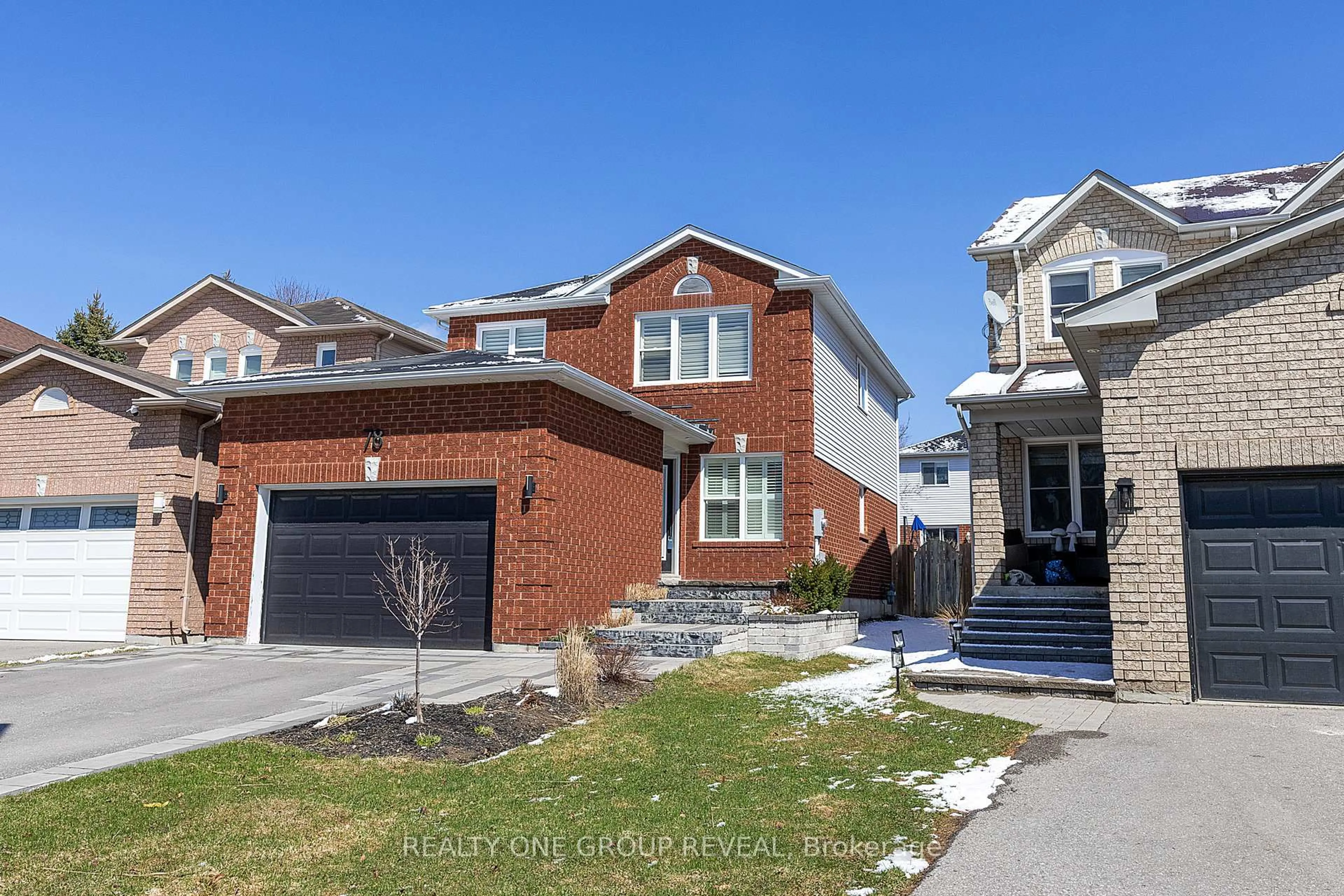 Home with brick exterior material, street for 78 Fry Cres, Clarington Ontario L1C 4Y3