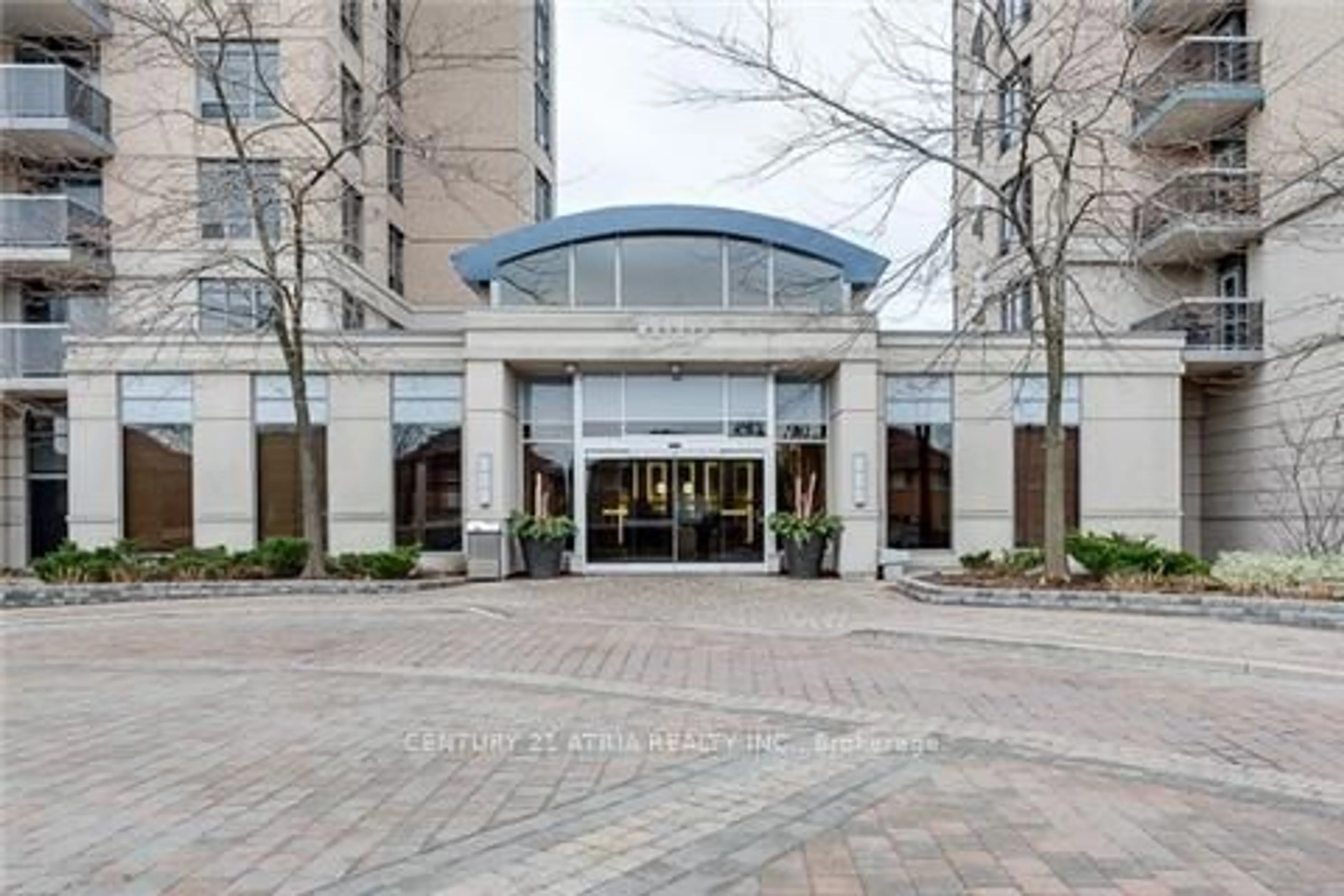 Unknown for 18 Mondeo Dr #1425, Toronto Ontario M1P 5C7