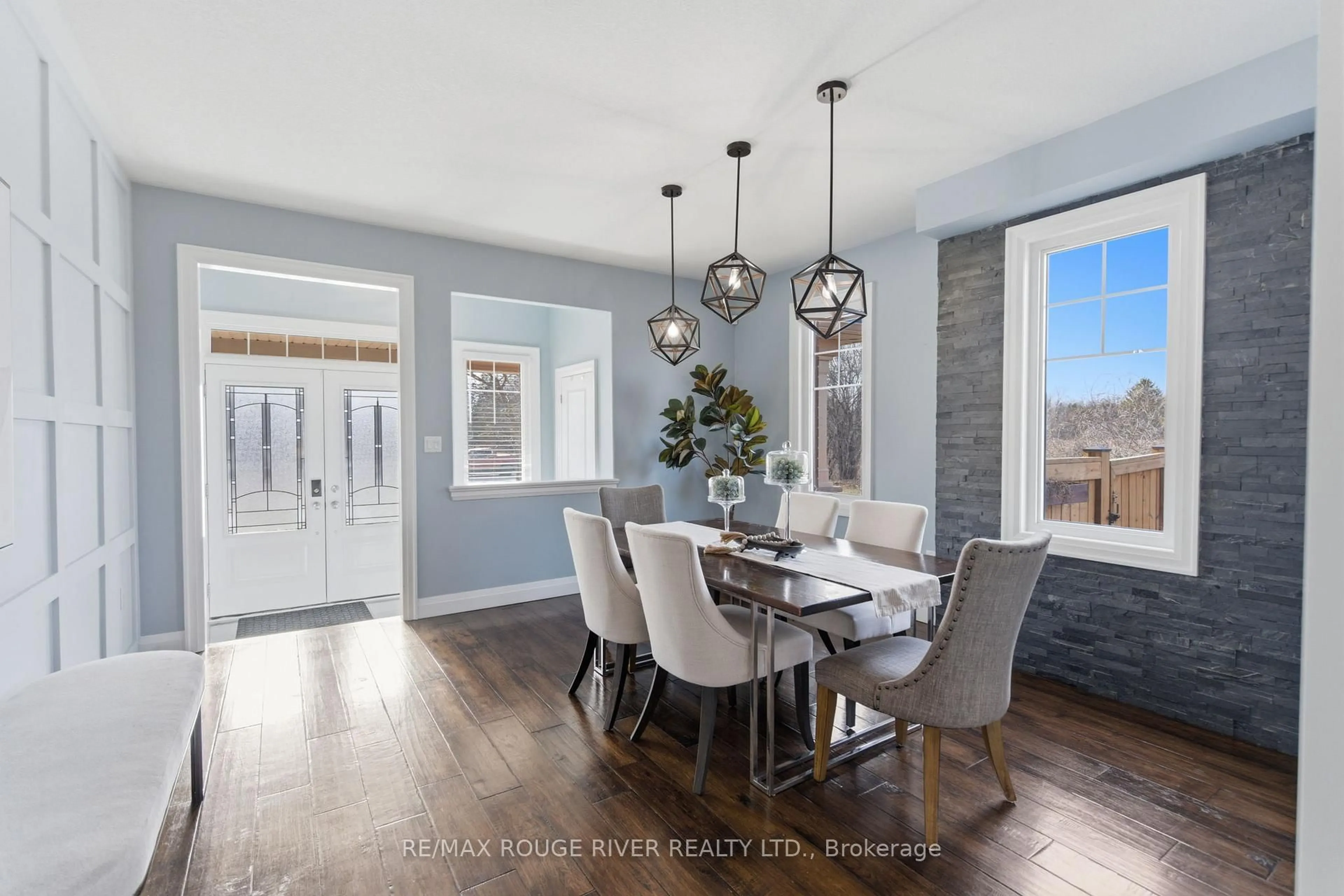 Dining room, unknown for 201 Varcoe Rd, Clarington Ontario L1E 0J1