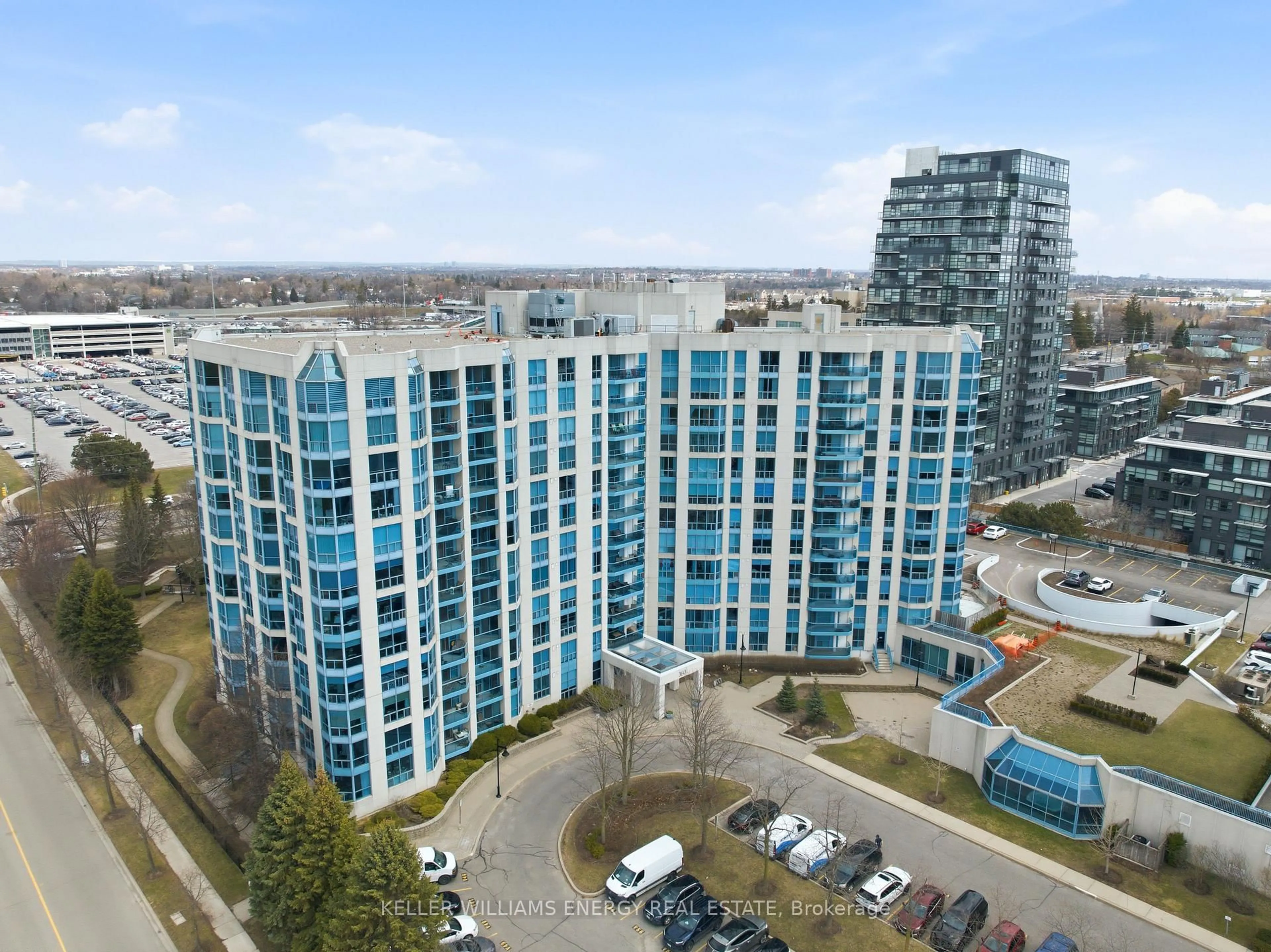 A pic from outside/outdoor area/front of a property/back of a property/a pic from drone, city buildings view from balcony for 360 Watson St #903, Whitby Ontario L1N 9G2