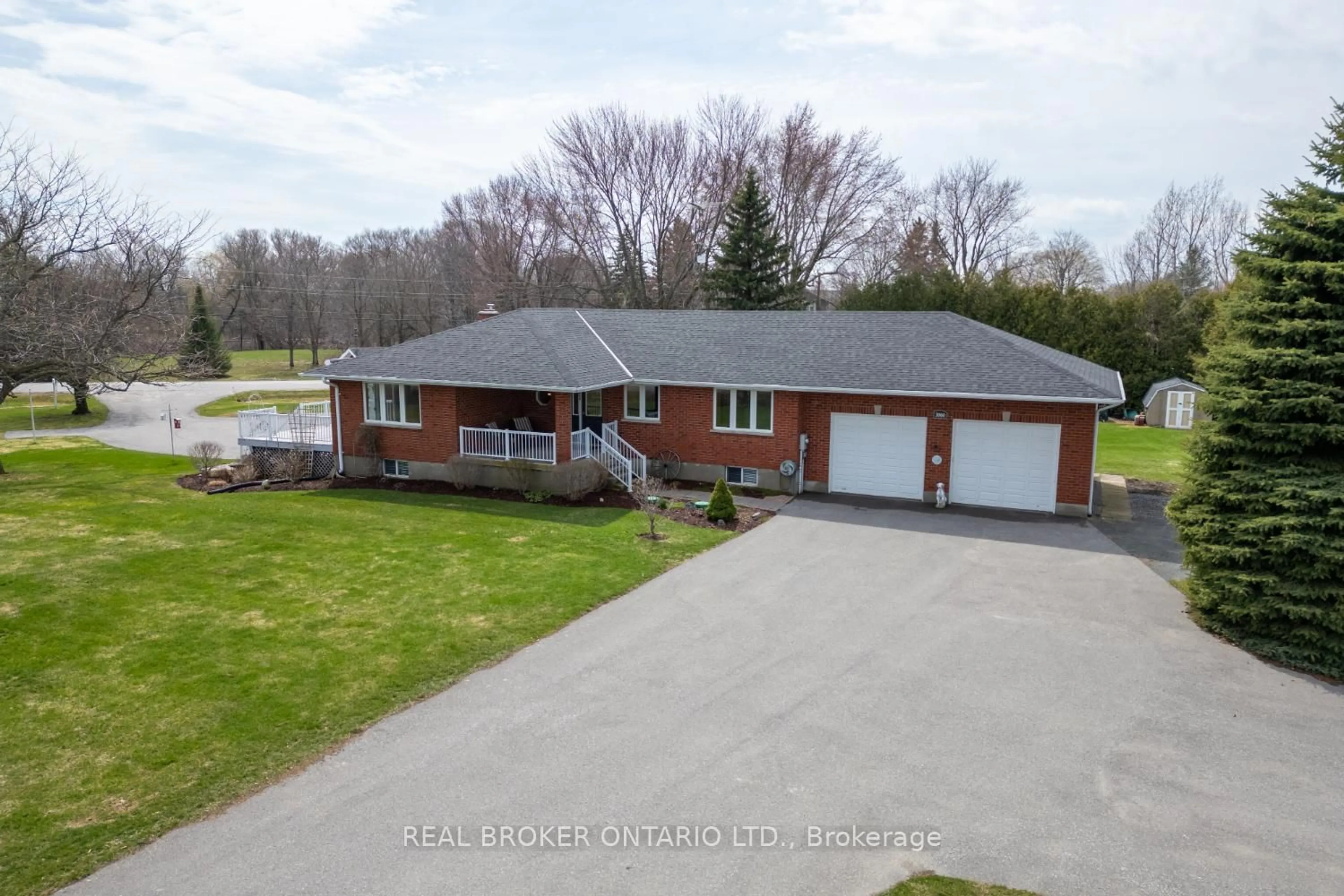 A pic from outside/outdoor area/front of a property/back of a property/a pic from drone, water/lake/river/ocean view for 3060 Gibson Rd, Clarington Ontario L1B 0N7
