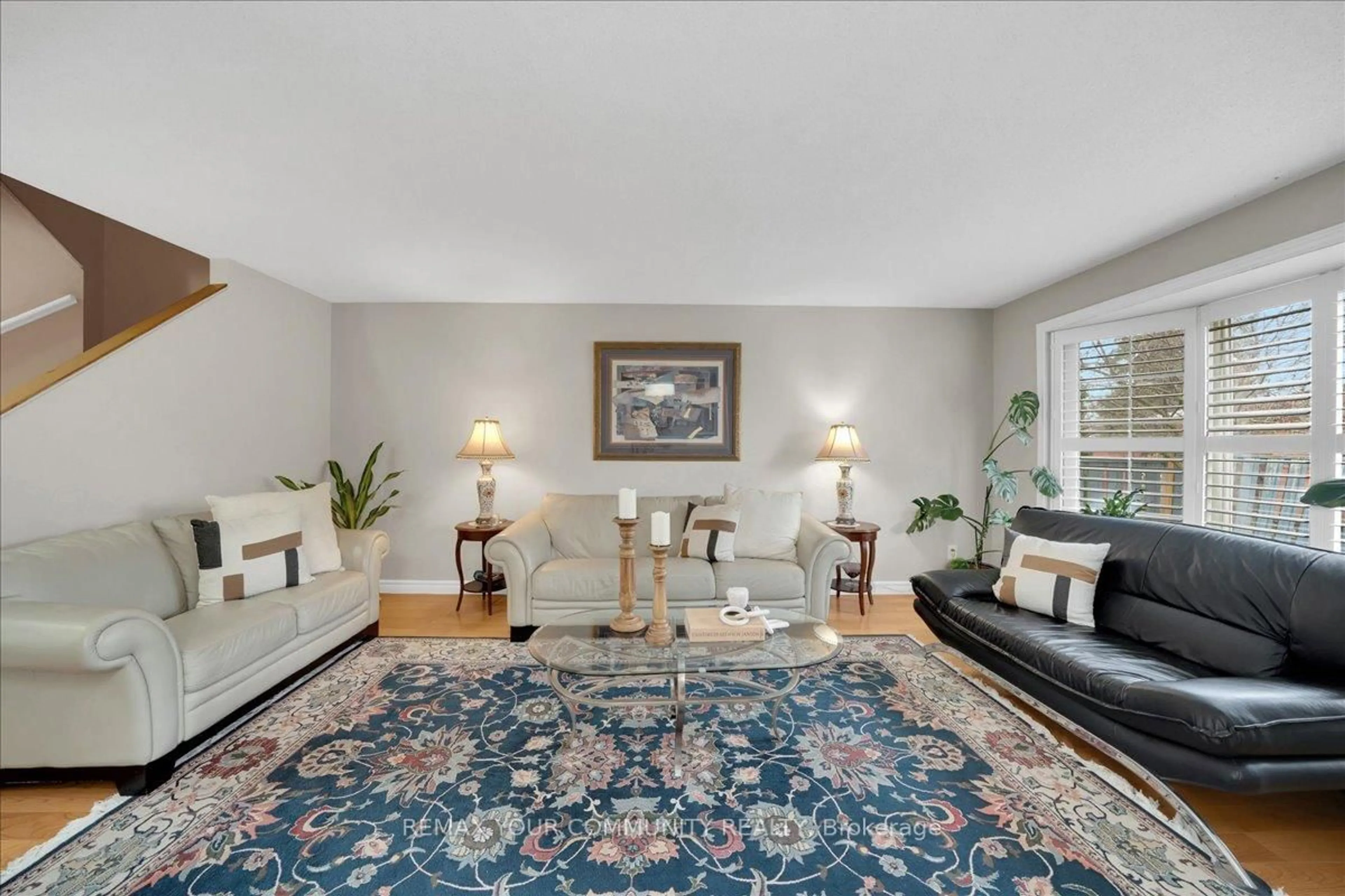 Living room with furniture, unknown for 38 Goodless Crt, Toronto Ontario M1B 1A1