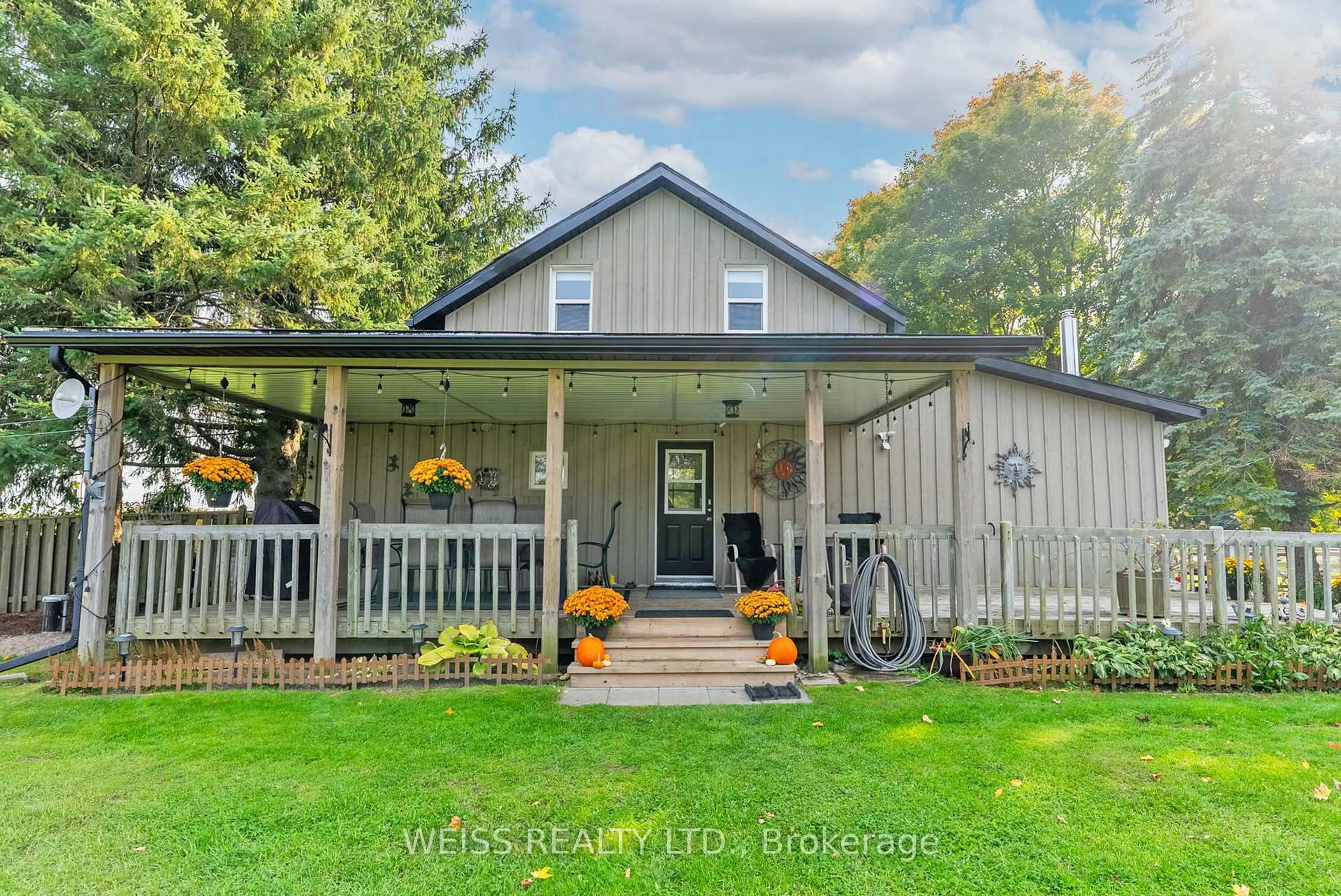 Home with vinyl exterior material, street for 772 Townline Rd, Scugog Ontario L0B 1A0