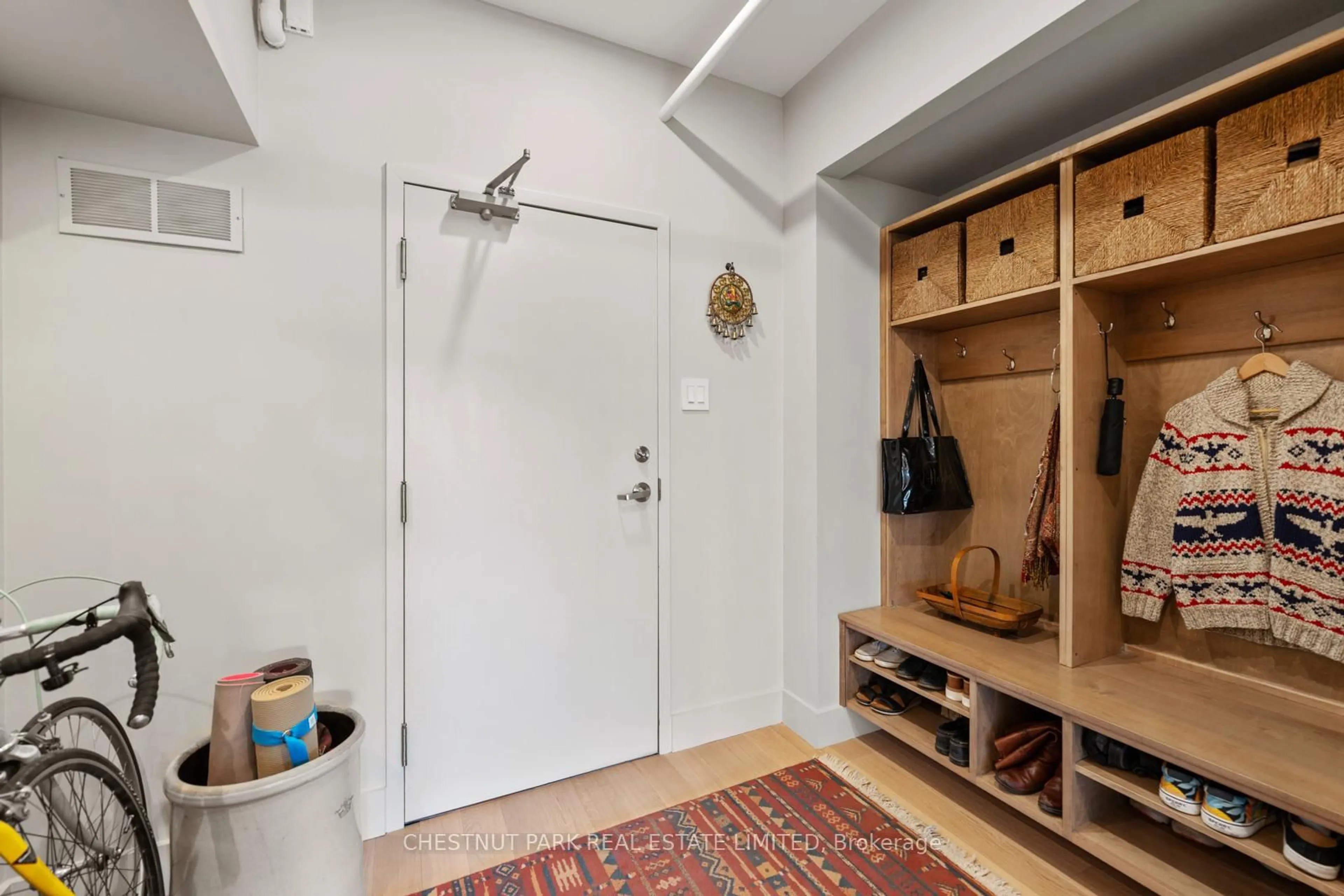 Indoor entryway for 1852 Queen St #304, Toronto Ontario M4L 1H1