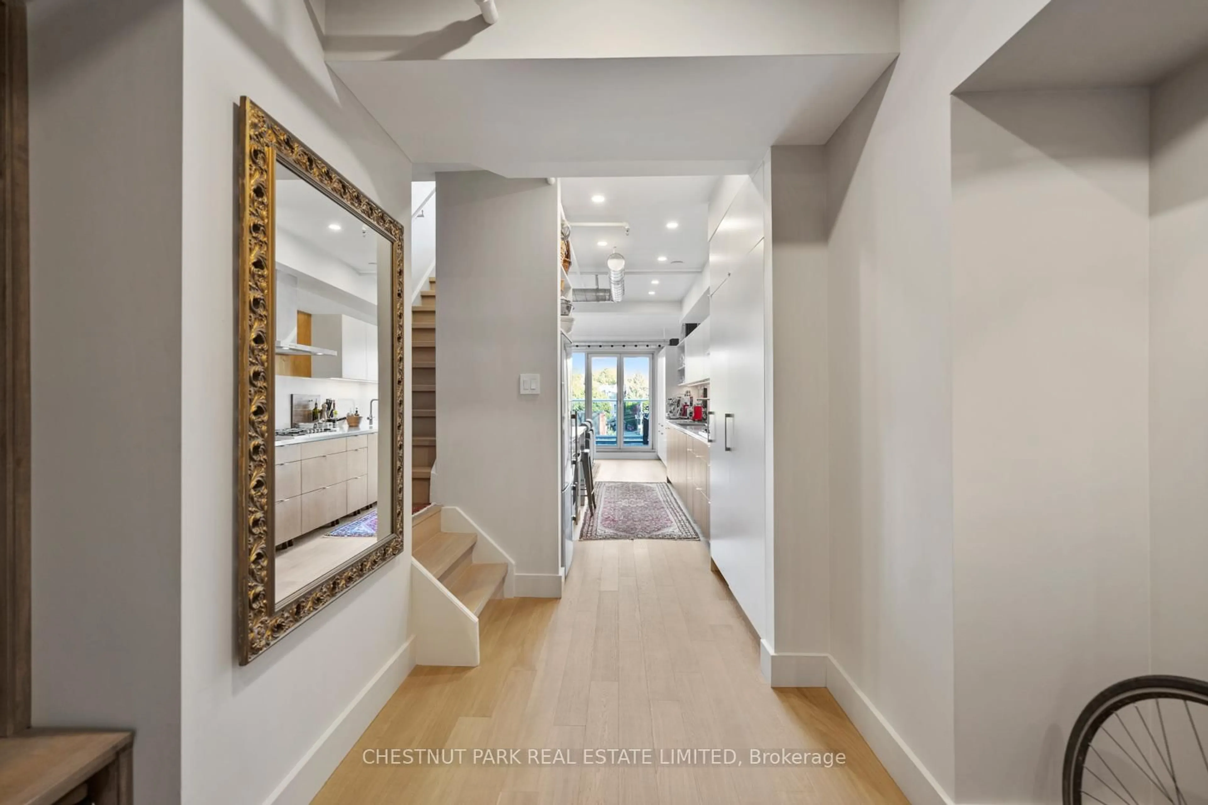 Indoor entryway for 1852 Queen St #304, Toronto Ontario M4L 1H1