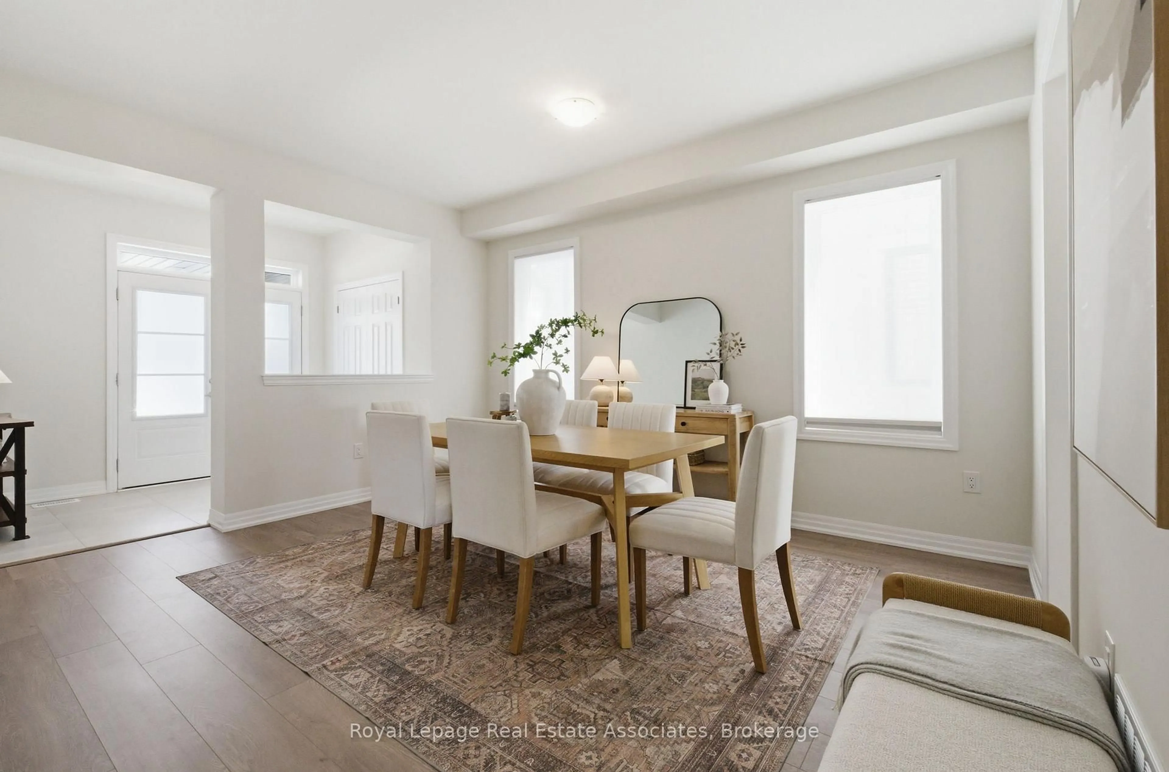 Dining room, unknown for 103 Northrop Ave, Clarington Ontario L1B 0W8