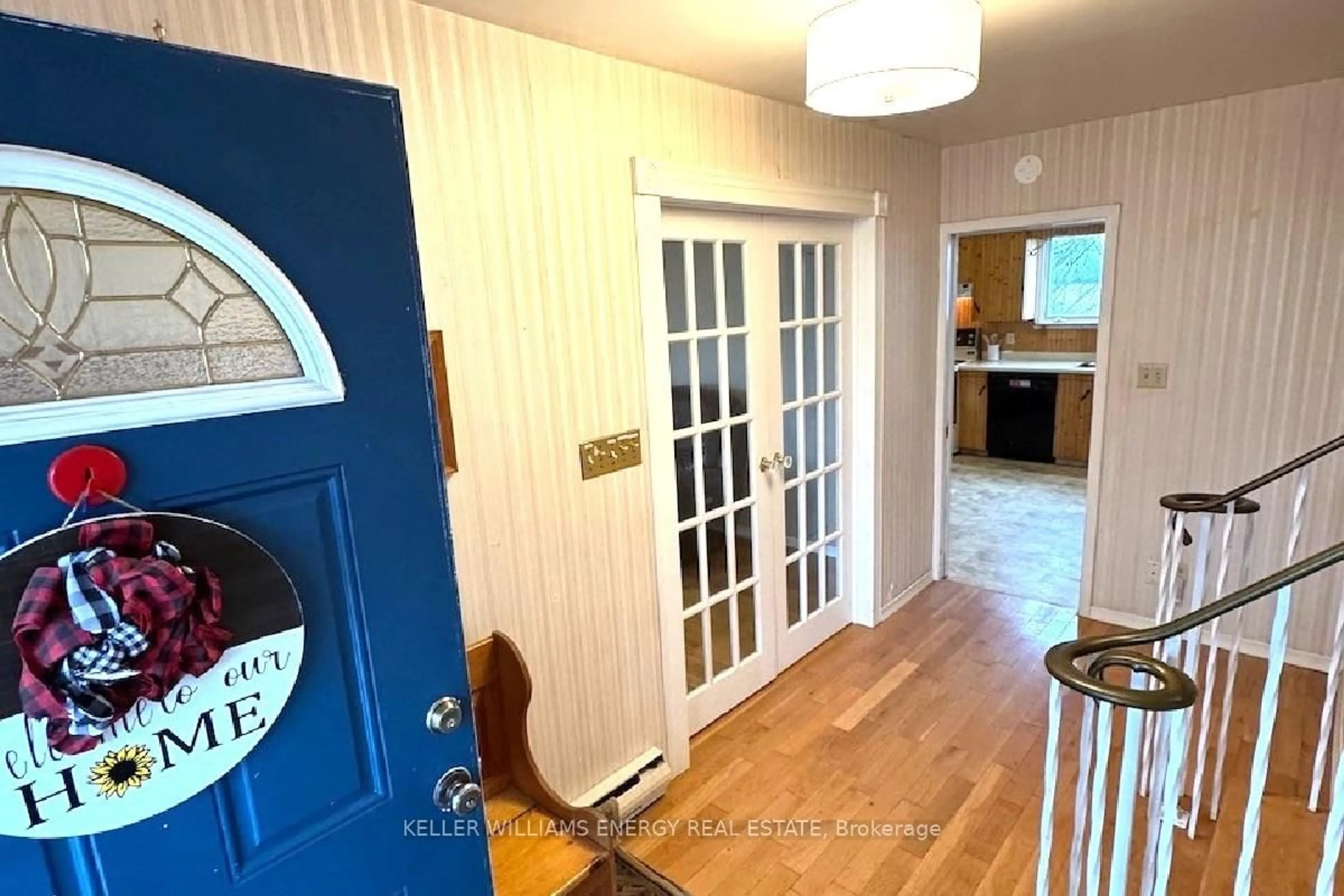 Indoor entryway for 3440 7A Highway, Scugog Ontario L0B 1L0