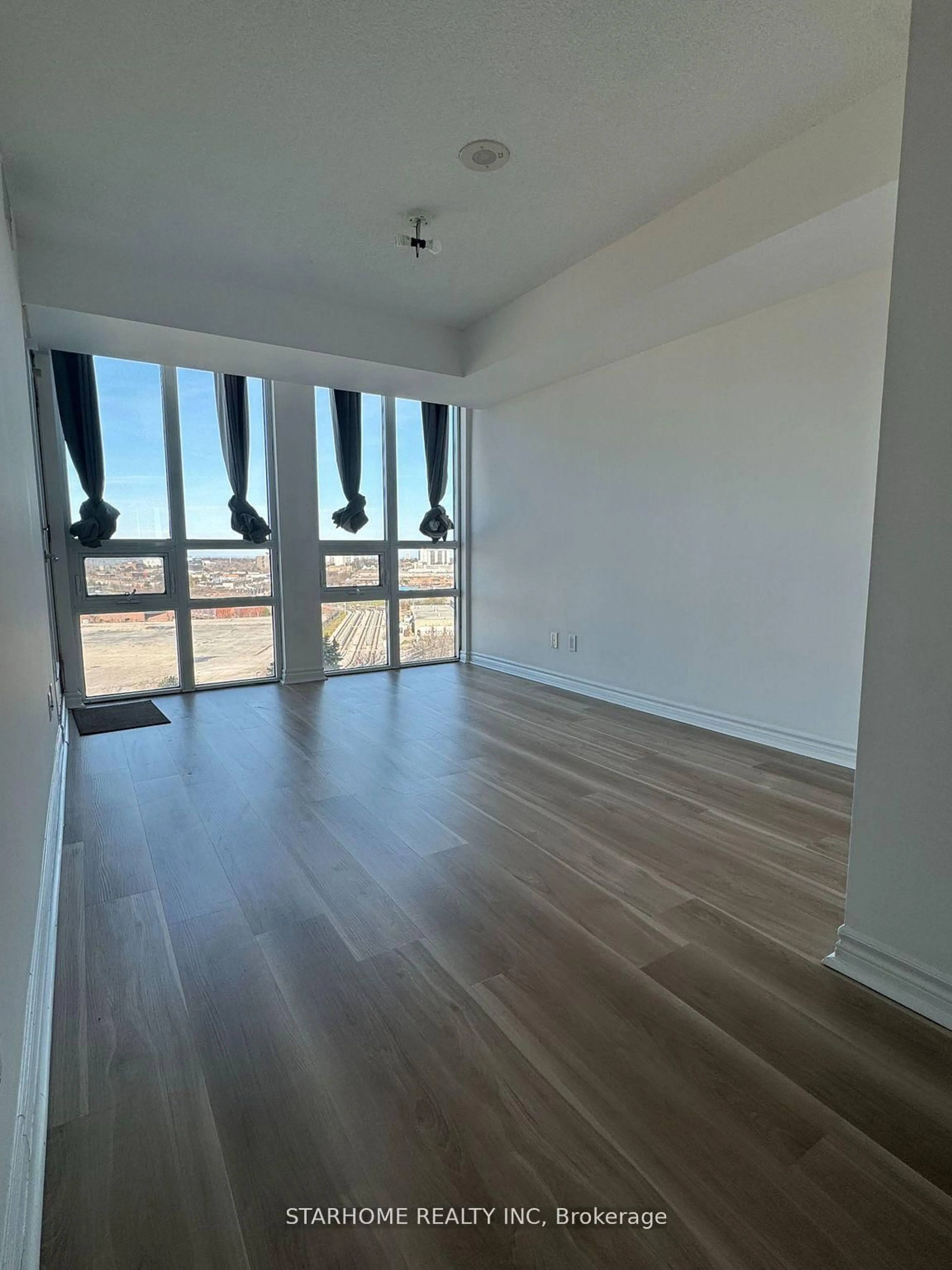 A pic of a room for 88 Grangeway Ave #1207, Toronto Ontario M1H 0A2