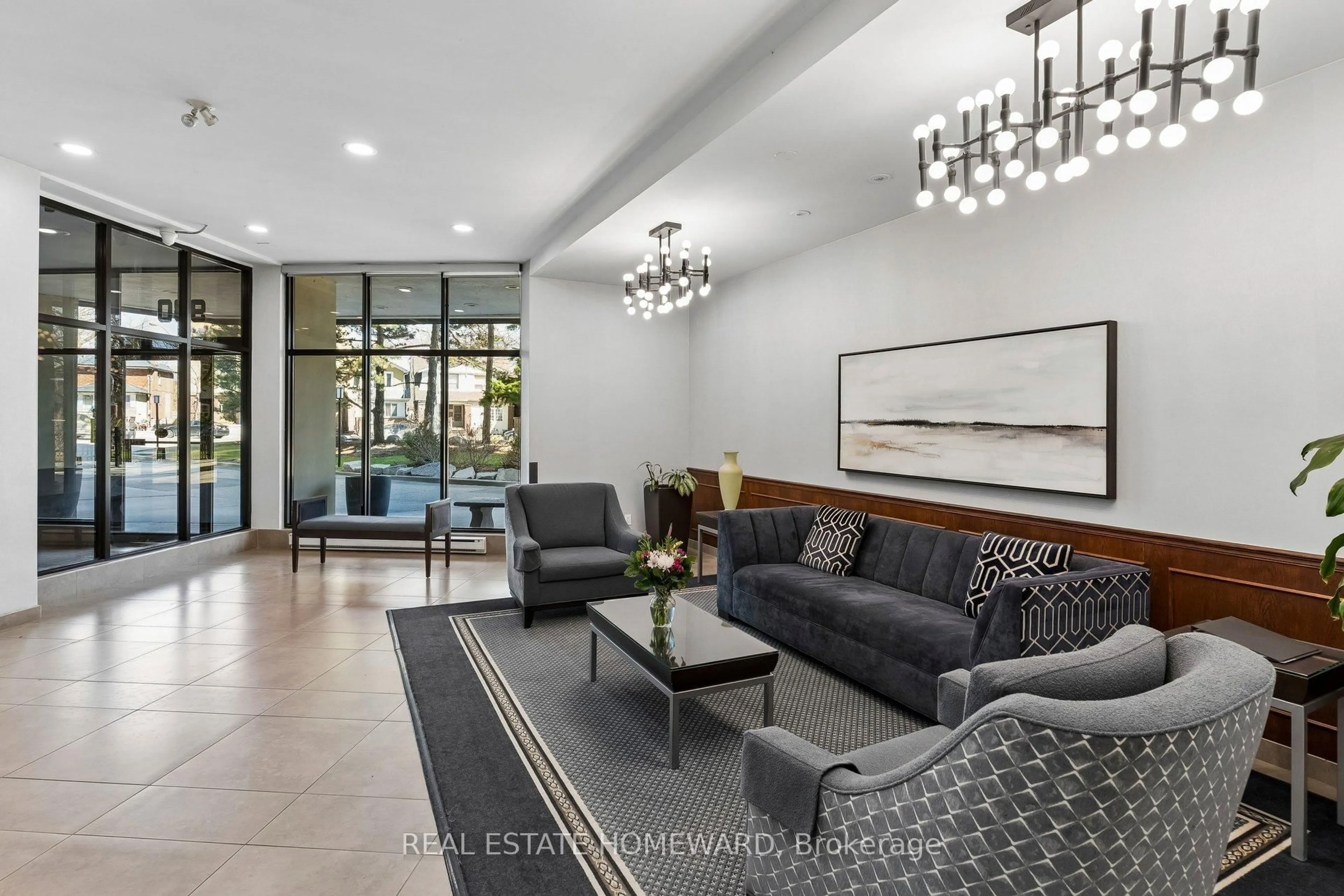 Lobby for 980 Broadview Ave #1208, Toronto Ontario M4K 3Y1