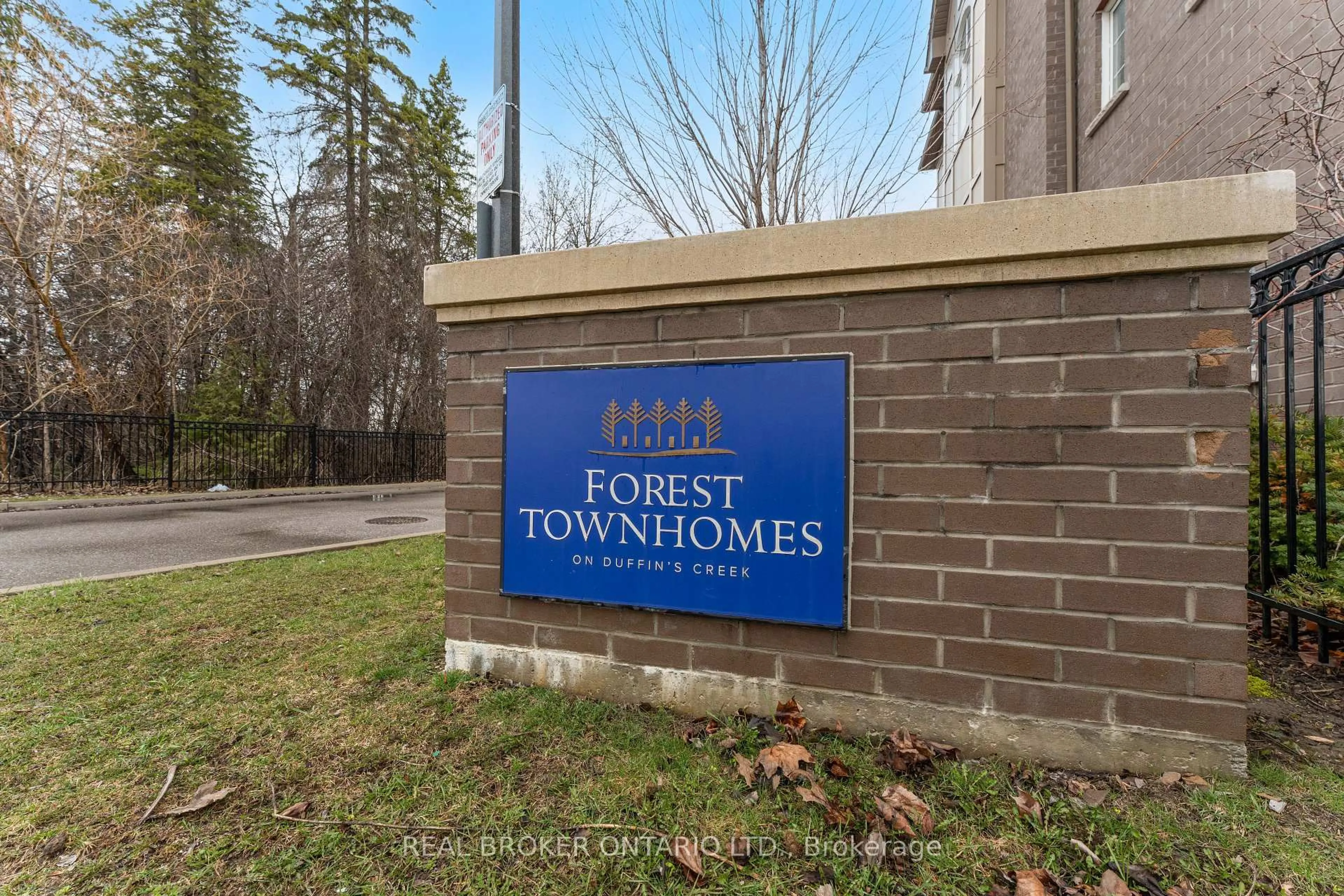 Indoor foyer for 206 London Lane, Ajax Ontario L1T 0N5