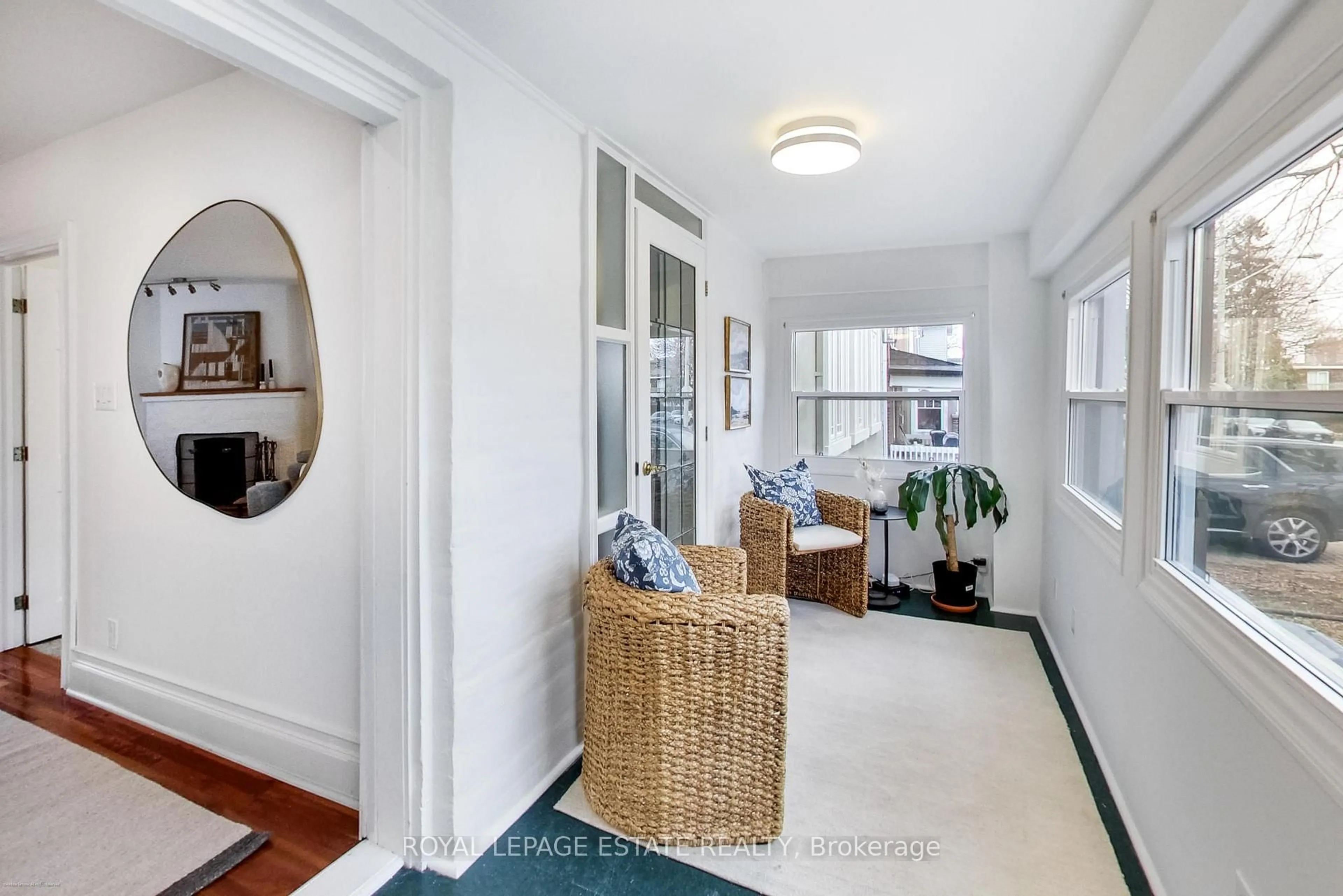 Indoor entryway for 116 Hannaford St, Toronto Ontario M4E 3H1