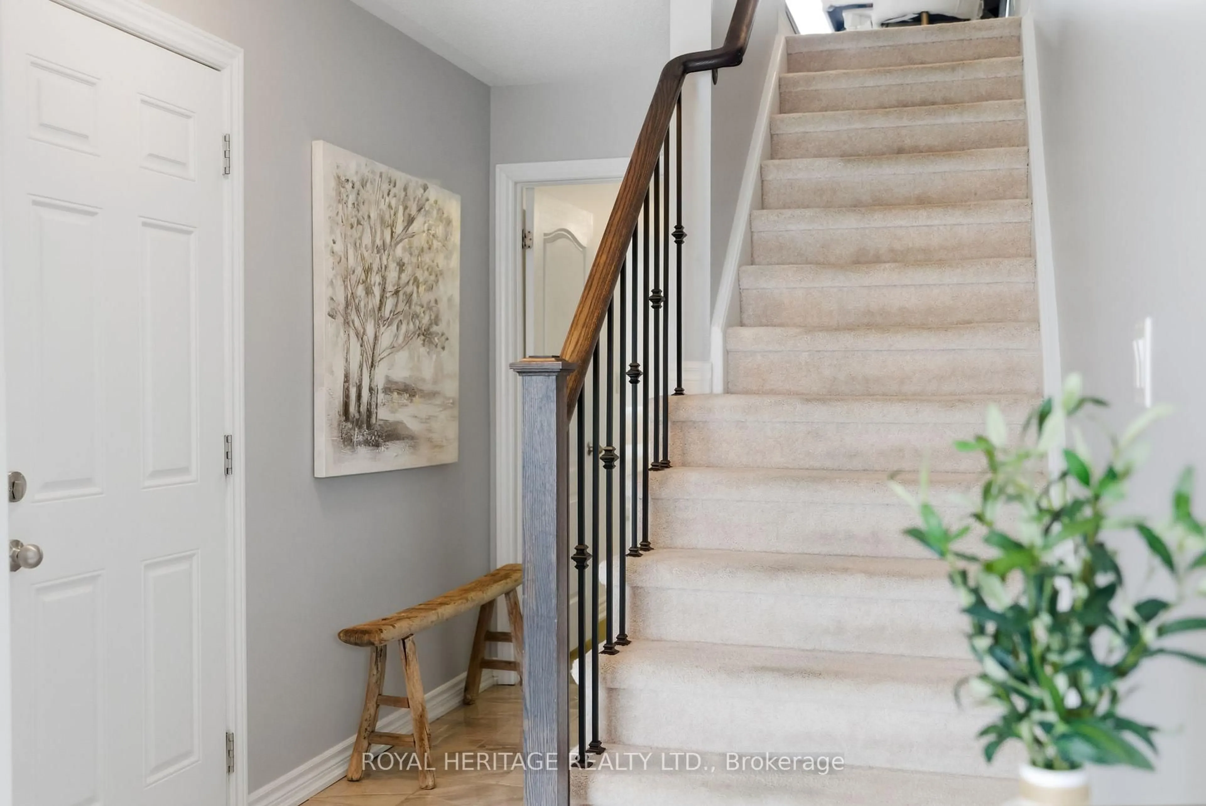 Stairs for 17 Ken Bromley Lane, Clarington Ontario L1C 0S4